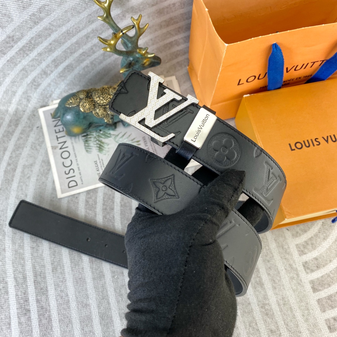 LV💕 特种皮腰带系列 ，原厂五金精品不锈钢扣，手感柔软舒适 宽3.8CM。