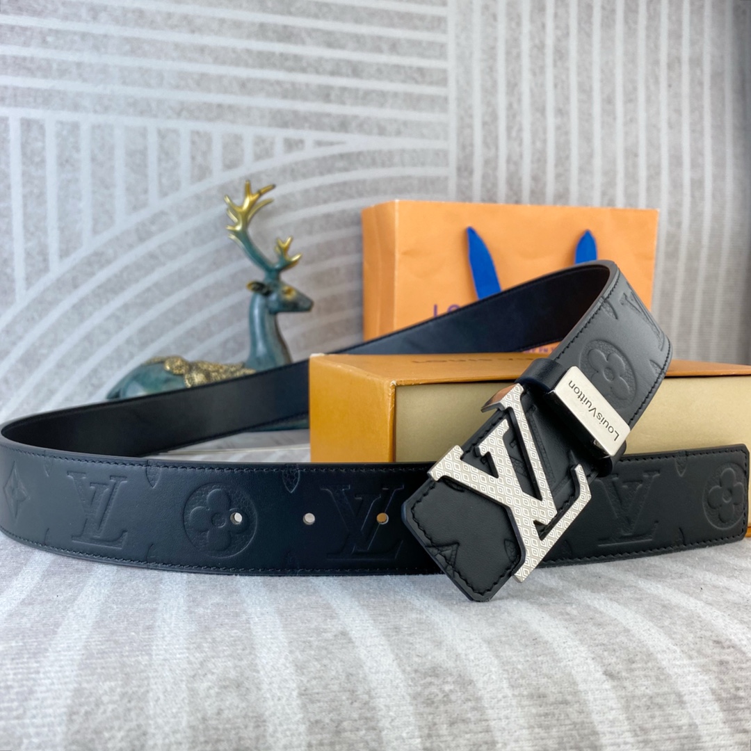LV💕 特种皮腰带系列 ，原厂五金精品不锈钢扣，手感柔软舒适 宽3.8CM。