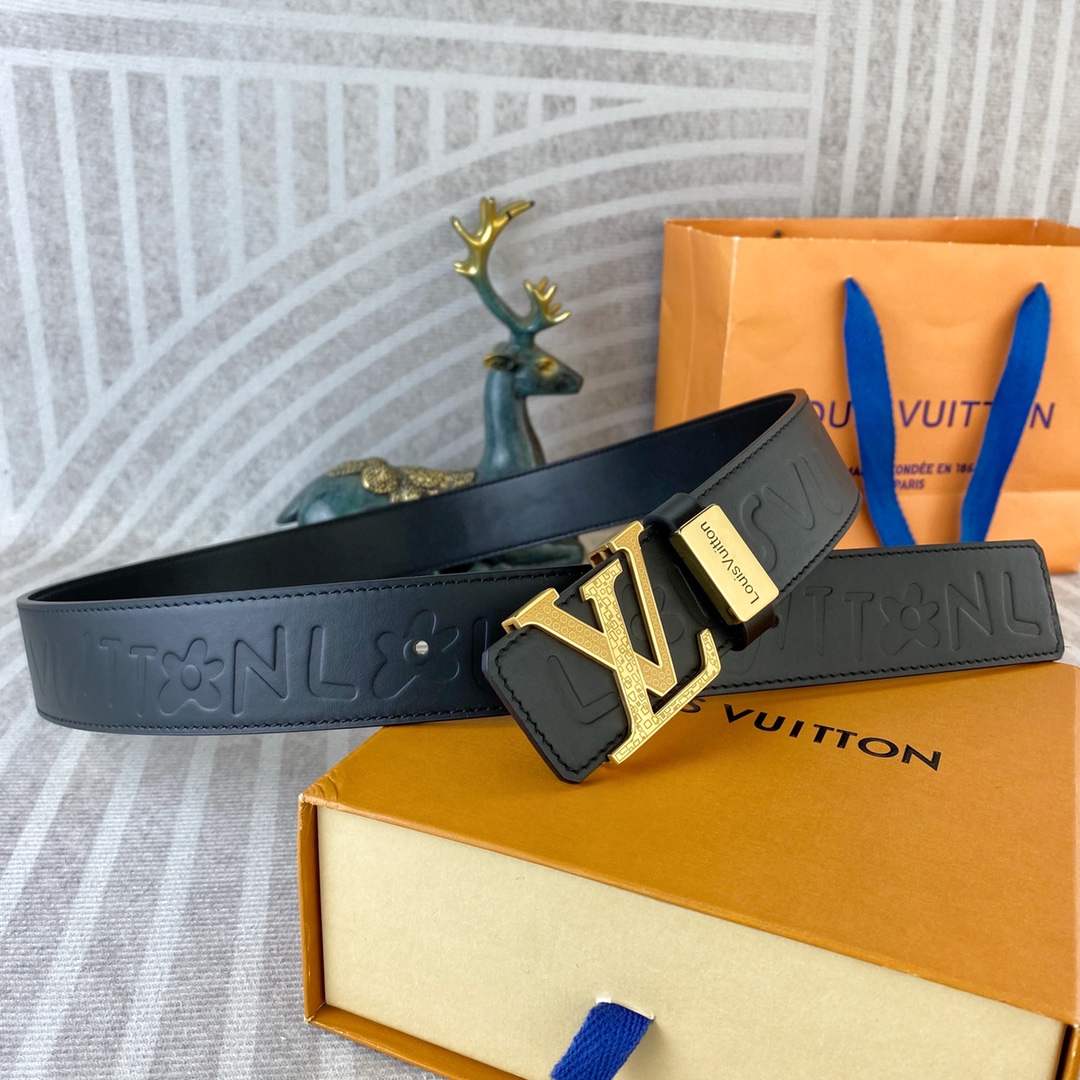 LV💕 特种皮腰带系列 ，原厂五金精品不锈钢扣，手感柔软舒适 宽3.8CM。
