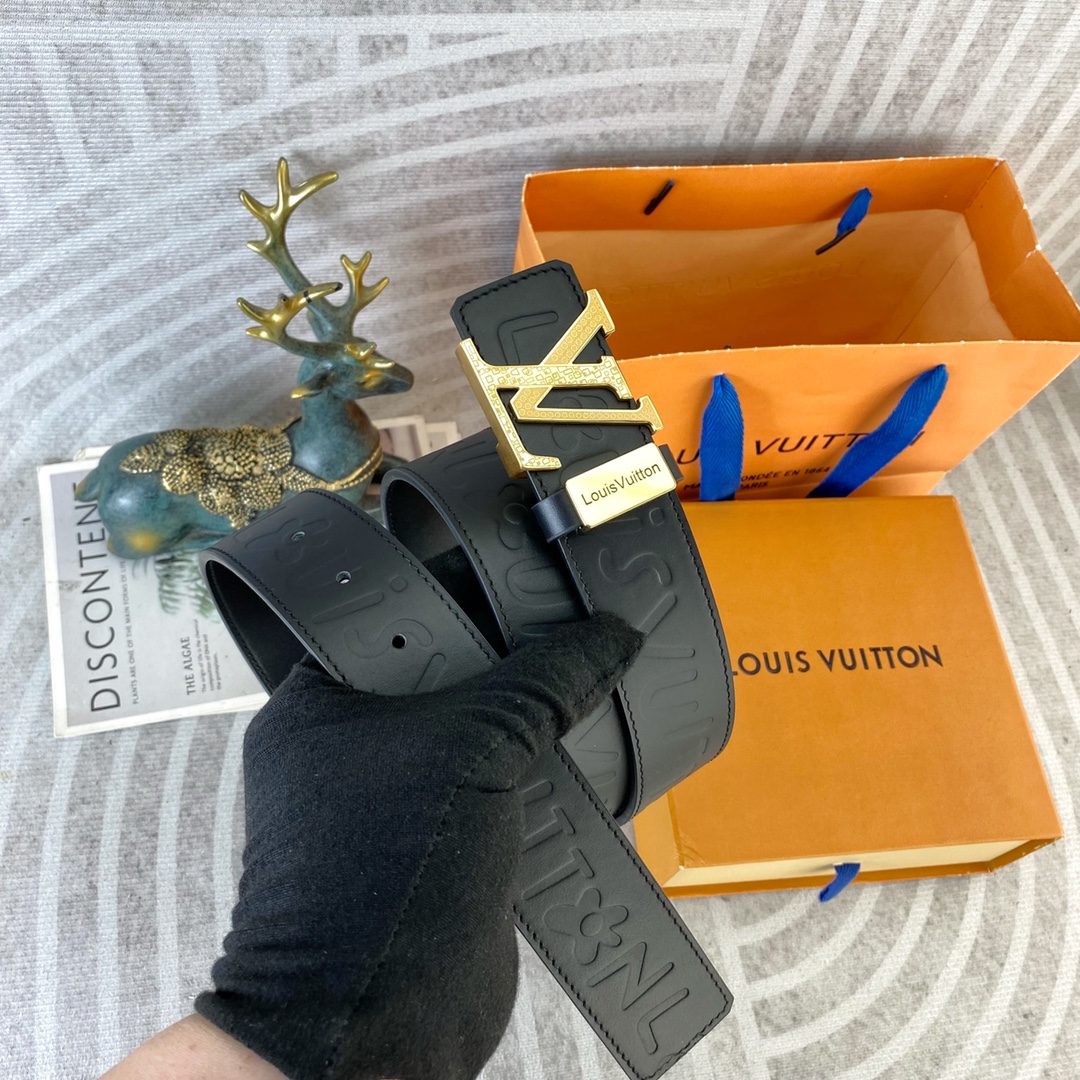 LV💕 特种皮腰带系列 ，原厂五金精品不锈钢扣，手感柔软舒适 宽3.8CM。