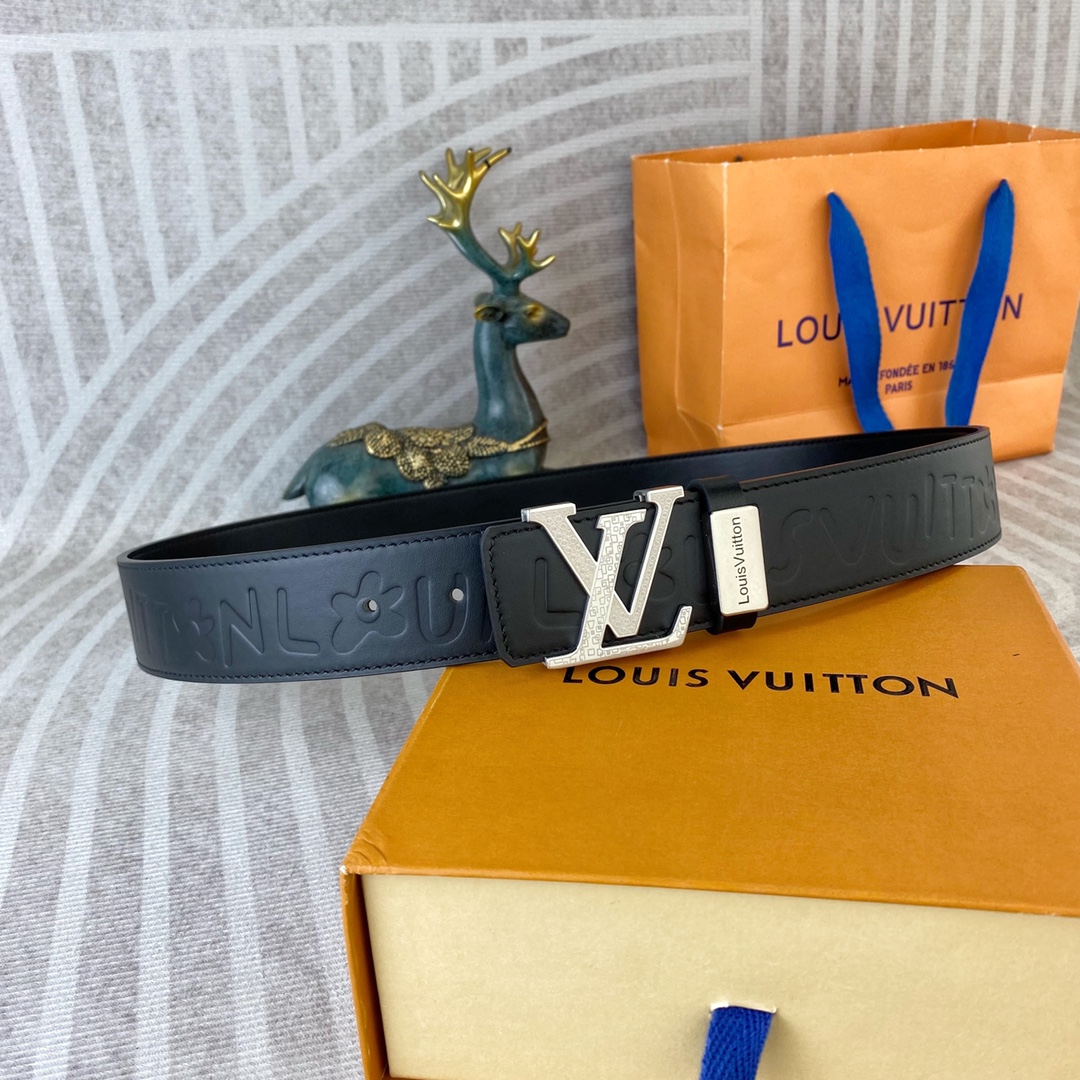 LV💕 特种皮腰带系列 ，原厂五金精品不锈钢扣，手感柔软舒适 宽3.8CM。