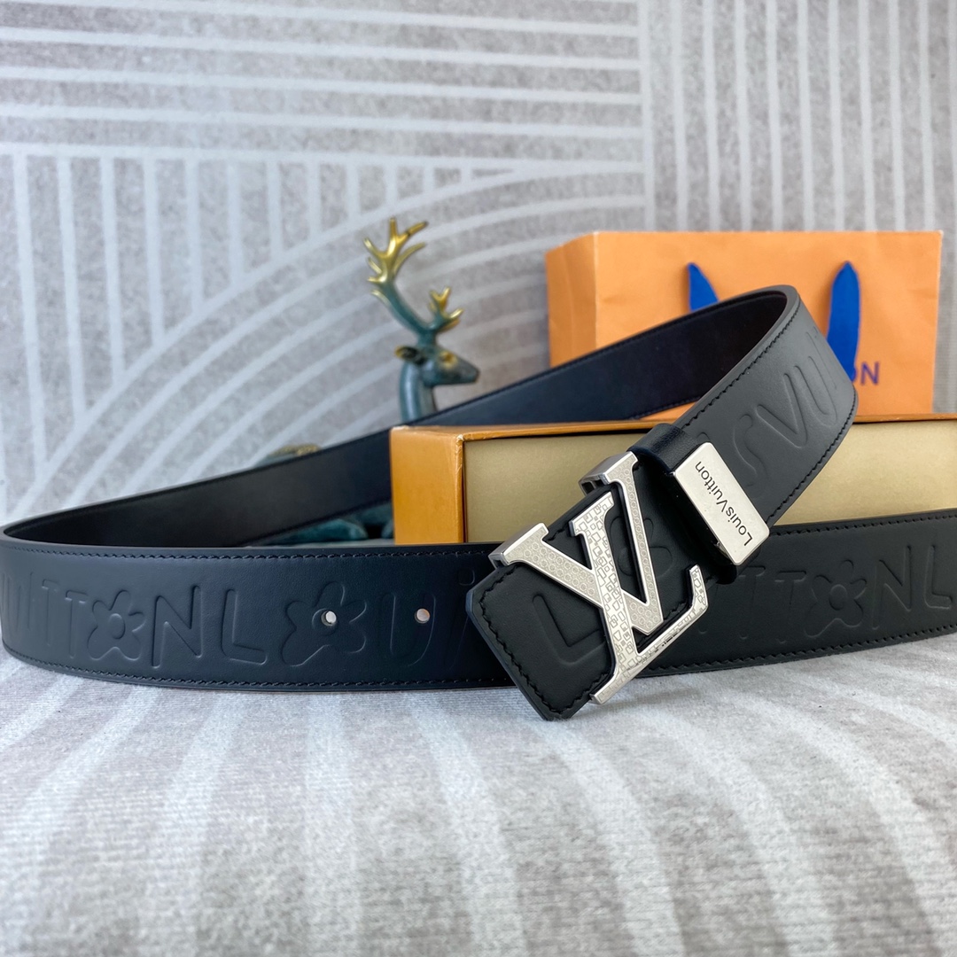 LV💕 特种皮腰带系列 ，原厂五金精品不锈钢扣，手感柔软舒适 宽3.8CM。