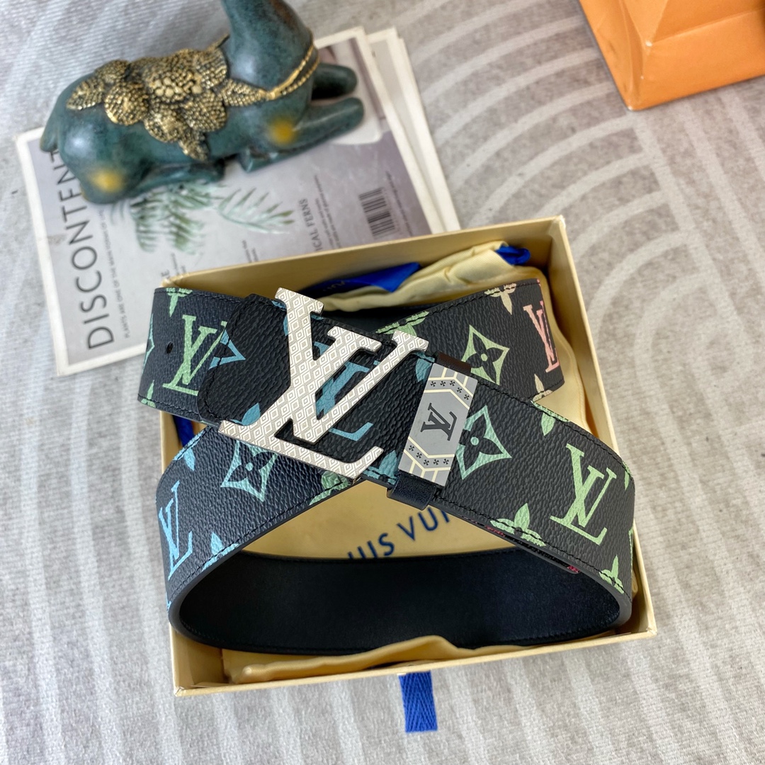 LV💕 特种皮腰带系列 ，原厂五金精品不锈钢扣，手感柔软舒适 宽3.8CM。