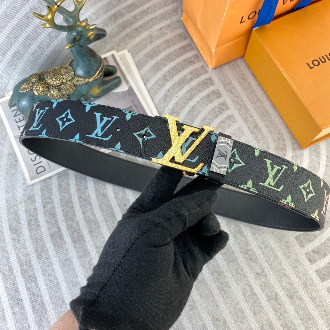 LV💕 特种皮腰带系列 ，原厂五金精品不锈钢扣，手感柔软舒适 宽3.8CM。