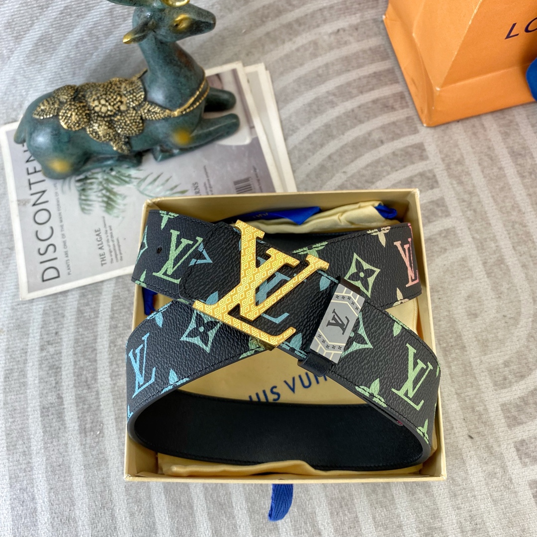 LV💕 特种皮腰带系列 ，原厂五金精品不锈钢扣，手感柔软舒适 宽3.8CM。