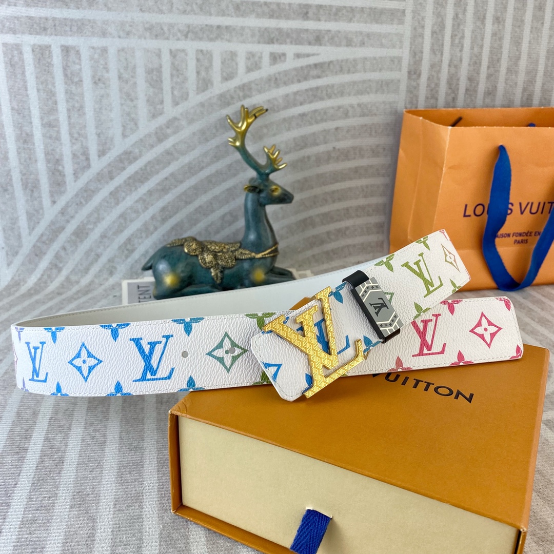 LV💕 特种皮腰带系列 ，原厂五金精品不锈钢扣，手感柔软舒适 宽3.8CM。