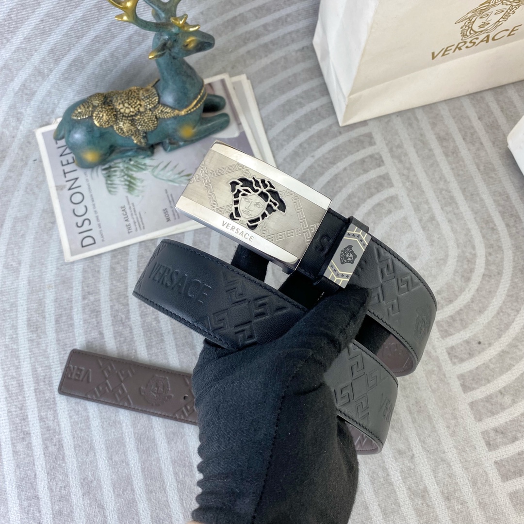 范思哲💕 特种皮腰带系列 ，原厂五金精品不锈钢扣，手感柔软舒适 宽3.8CM。