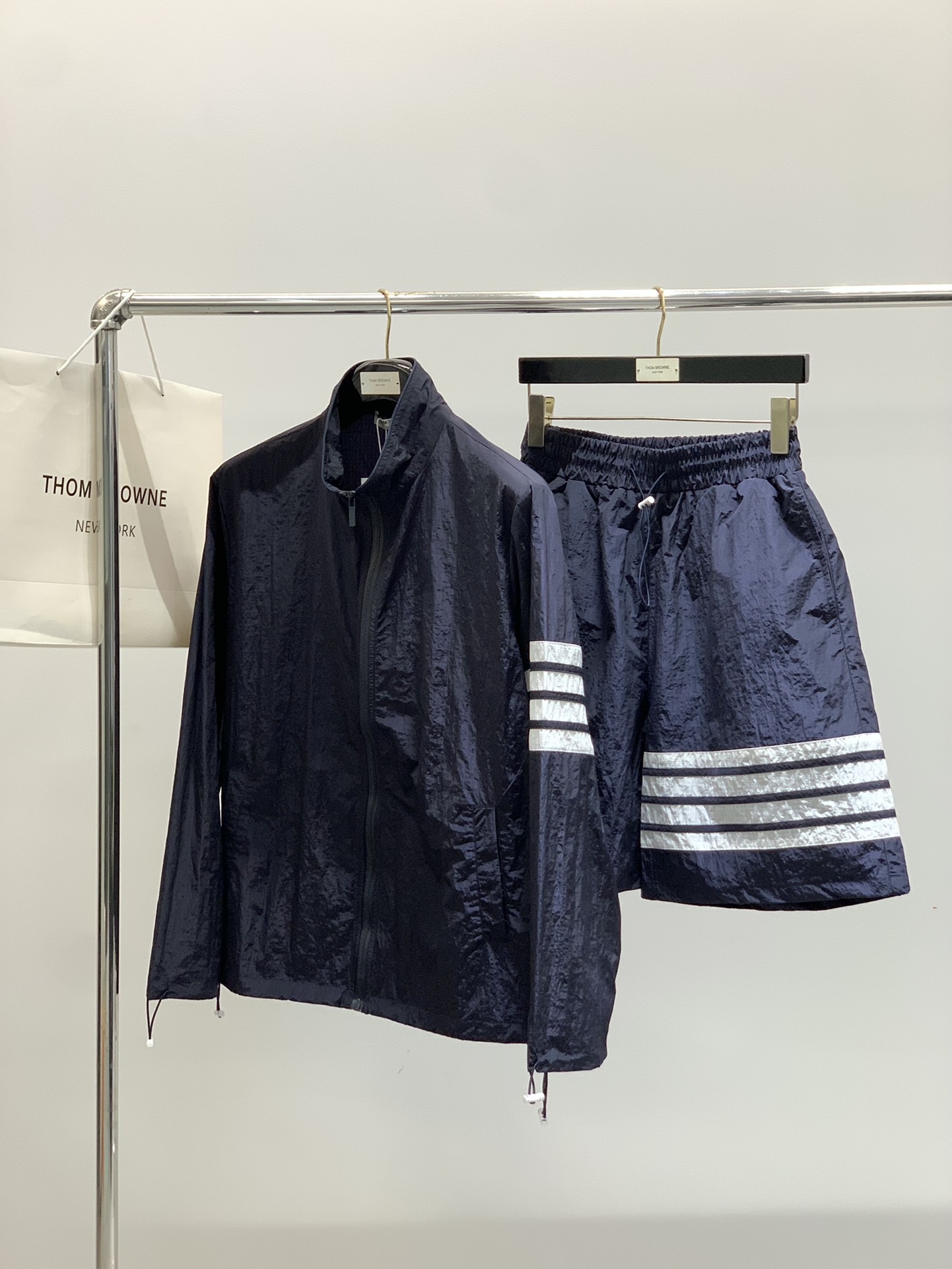 Thom Browne Summer 2025 Collection: High-Grade Clothes with Original Design Elements - 图片 9