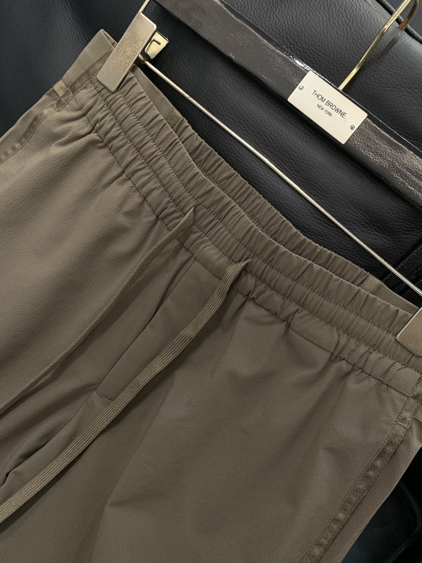 E-MASS High Fashion Pants: Sizes, Measurements, and Special Features - 图片 3