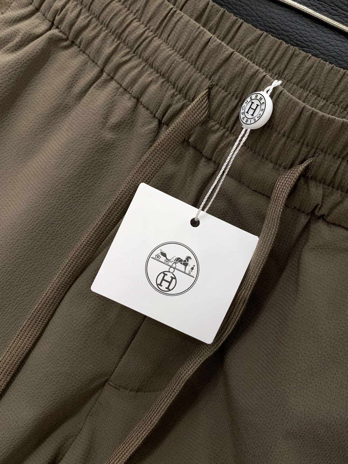 E-MASS High Fashion Pants: Sizes, Measurements, and Special Features - 图片 6