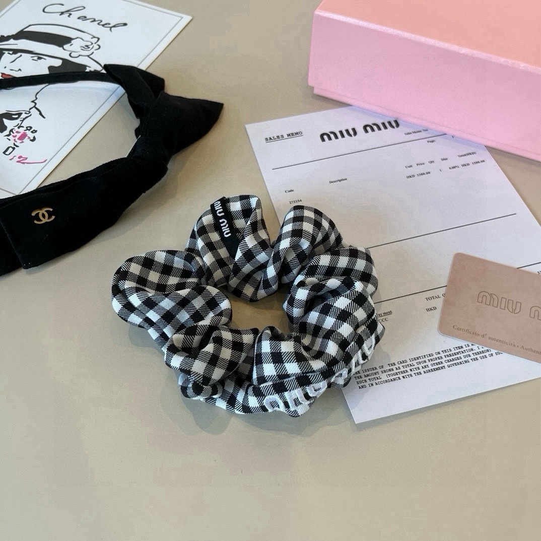 🆕

miumiu缪缪发圈