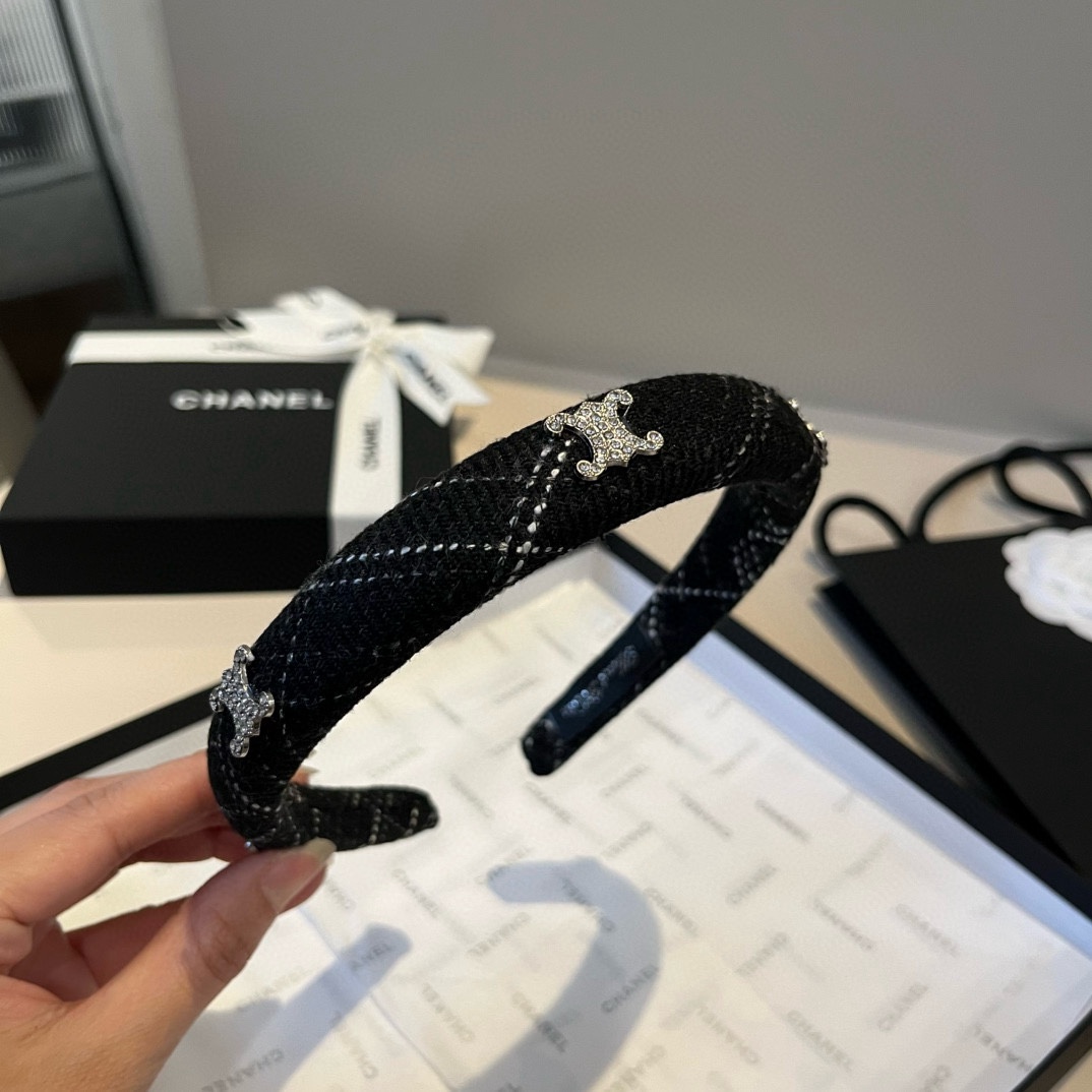 🆕

Celine赛琳新款发箍