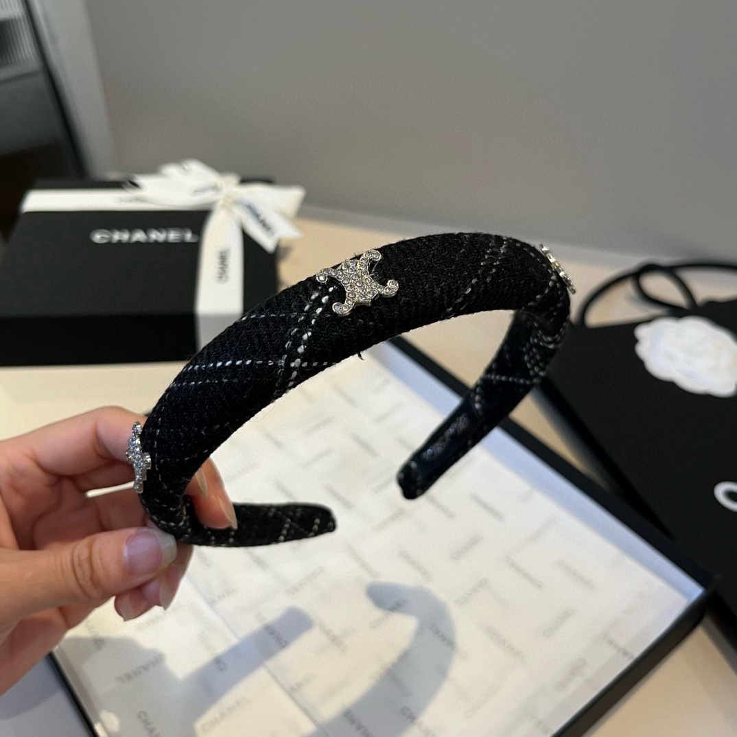 🆕

Celine赛琳新款发箍