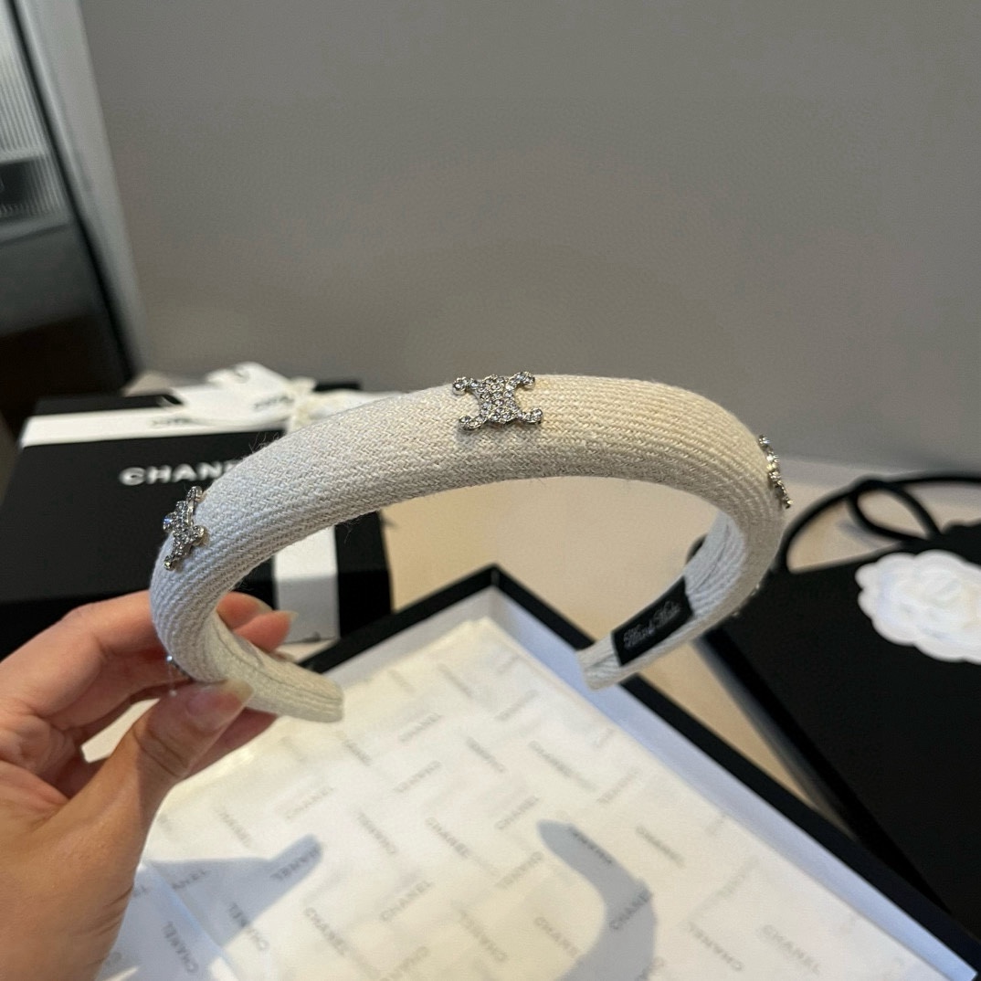 🆕

Celine赛琳新款发箍