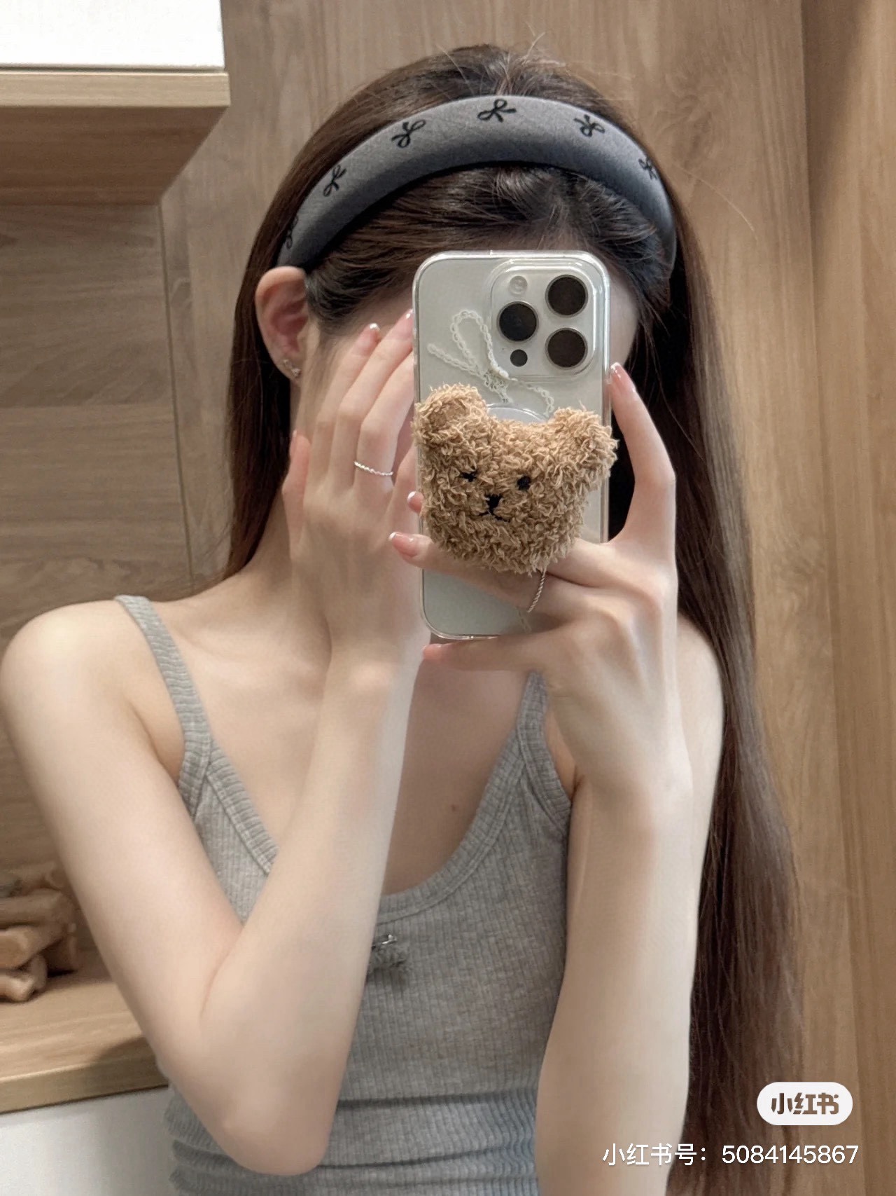 🆕

miumiu缪缪新款发箍