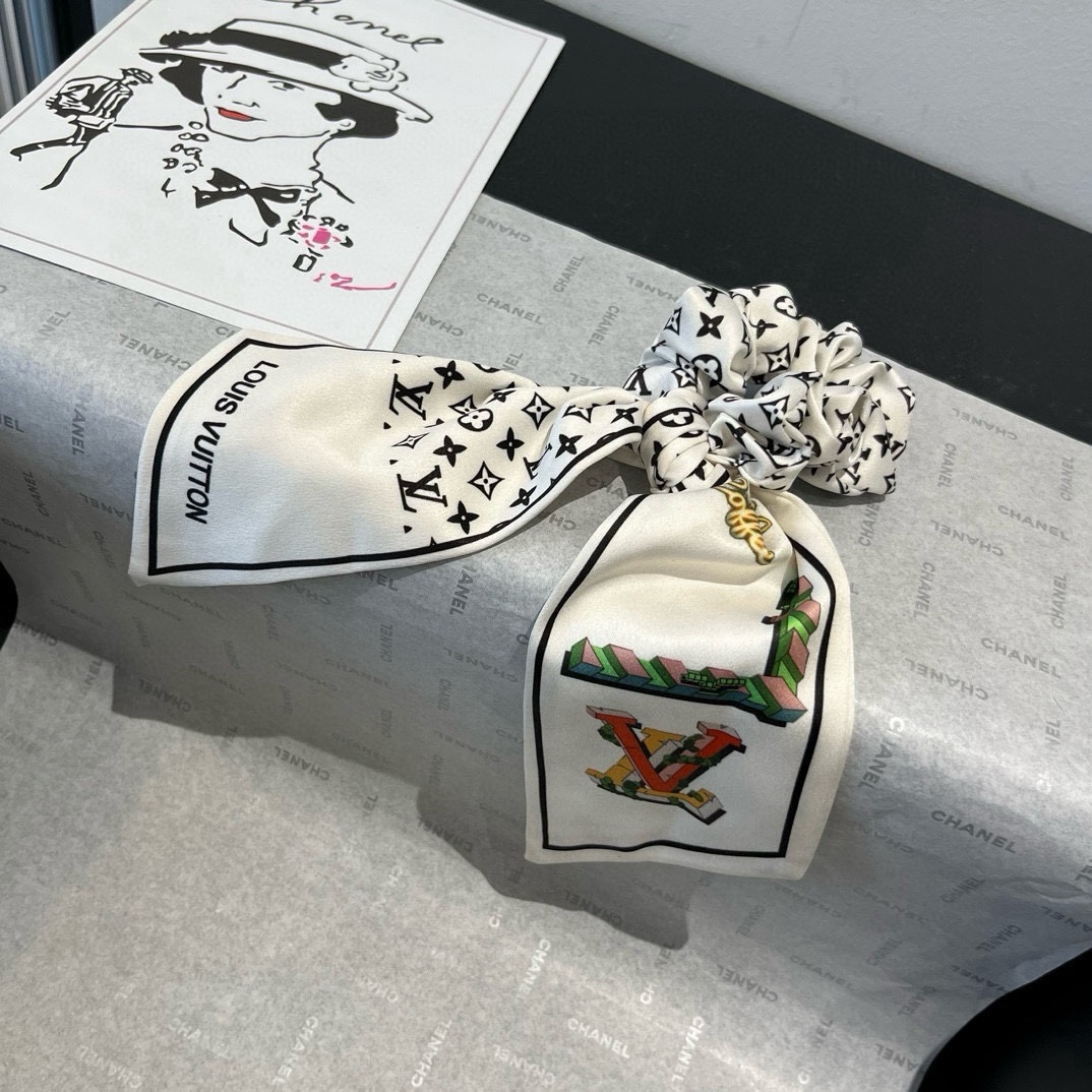 🆕

Lv发带，蝴蝶结新款发圈