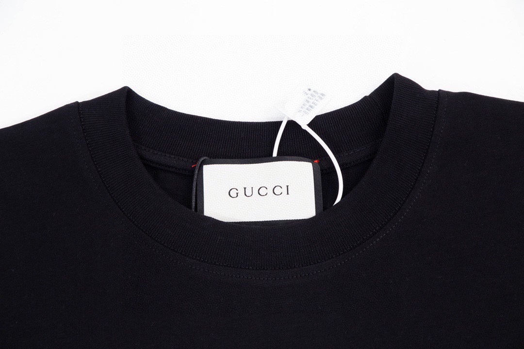 古驰/Gucci 夏季新款 经典双G互扣字母印花圆领短袖T恤 黑色/杏色-Chinese UA Cheap High Quatity Brand Clothes Bags handbags Sneakers wholesale wholesaler seller from China Factory suppliers Fashion Clothing Shoes best Quality Beautiful Price 古驰/Gucci 夏季新款 经典双G互扣字母印花圆领短袖T恤 黑色/杏色