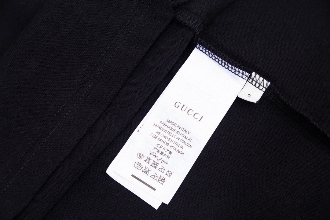 古驰/Gucci 夏季新款 经典双G互扣字母印花圆领短袖T恤 黑色/杏色-Chinese UA Cheap High Quatity Brand Clothes Bags handbags Sneakers wholesale wholesaler seller from China Factory suppliers Fashion Clothing Shoes best Quality Beautiful Price 古驰/Gucci 夏季新款 经典双G互扣字母印花圆领短袖T恤 黑色/杏色