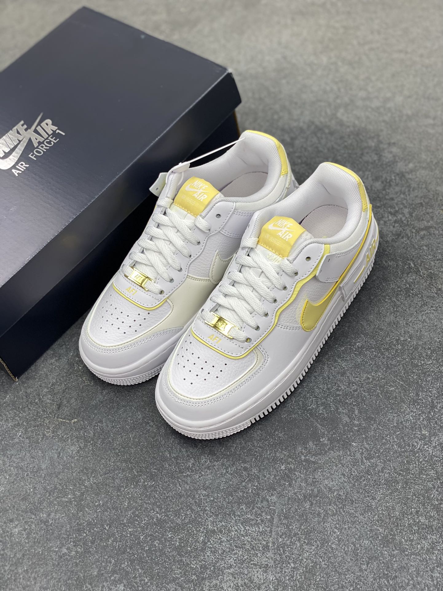 图片[8]-NK Air Force 1 Shadow 轻量增高低帮百搭板鞋\”拼接马卡龙\” 全新少女系解构主义设计双层轻量EVA发泡中底+防滑RB橡胶外圈底鞋底 原楦头原纸板 打造纯正空军版型 专注外贸渠道 全掌内置蜂窝气垫 原盒配件 原厂中底钢印、拉帮完美 货号： CI0919-122 尺码：35.5 36 36.5 37.5 38 38.5 39 40-选品中心