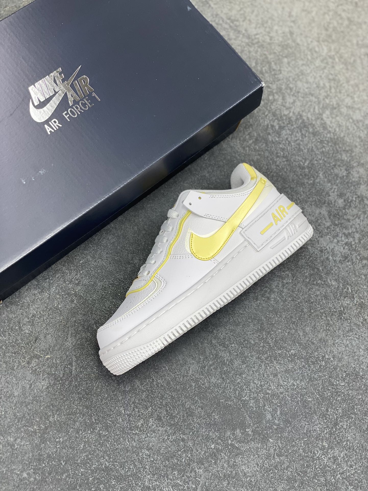 图片[7]-NK Air Force 1 Shadow 轻量增高低帮百搭板鞋\”拼接马卡龙\” 全新少女系解构主义设计双层轻量EVA发泡中底+防滑RB橡胶外圈底鞋底 原楦头原纸板 打造纯正空军版型 专注外贸渠道 全掌内置蜂窝气垫 原盒配件 原厂中底钢印、拉帮完美 货号： CI0919-122 尺码：35.5 36 36.5 37.5 38 38.5 39 40-选品中心