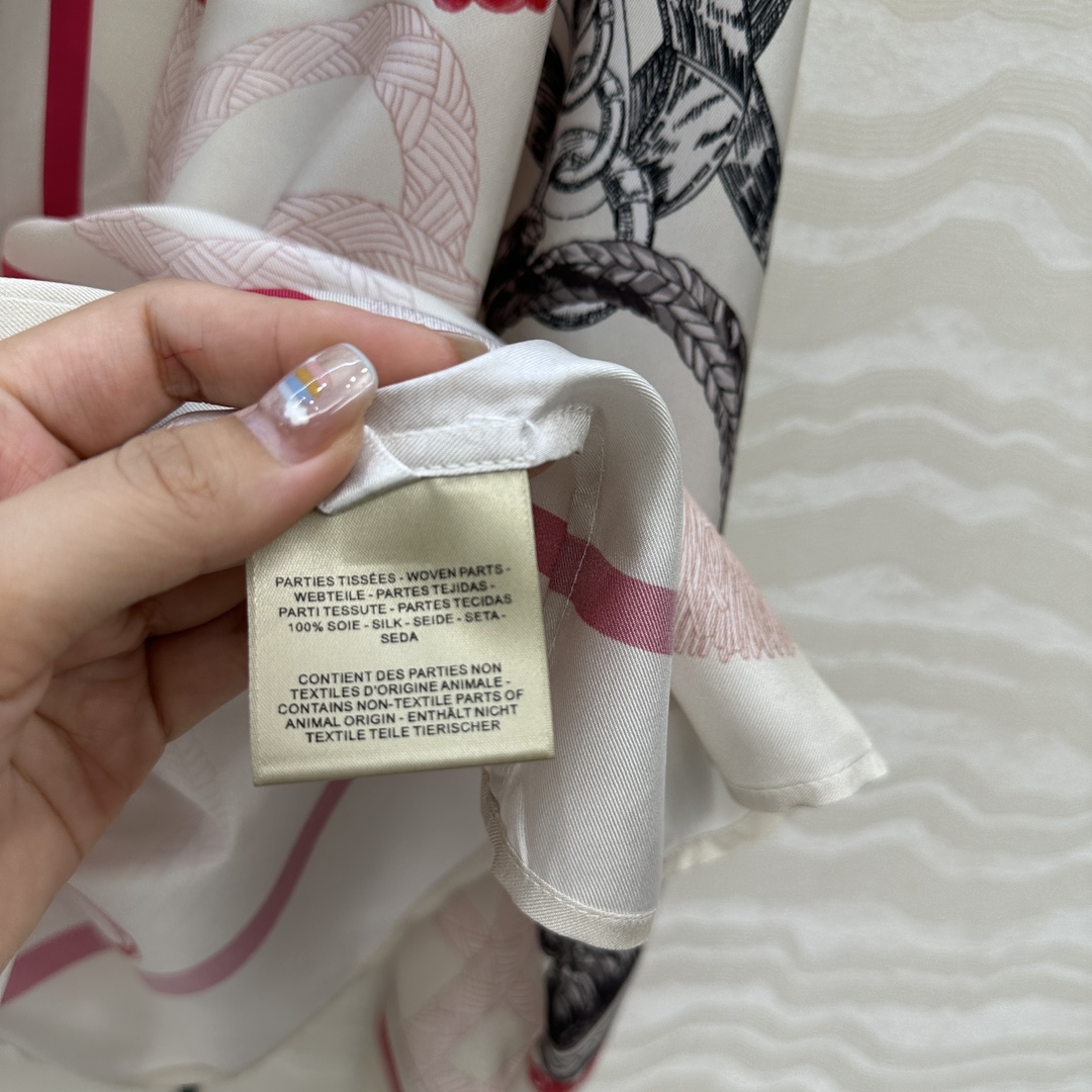 “P912 Original Silk Shirt with Aromatic Layouts in Multiple Colors” - 图片 8