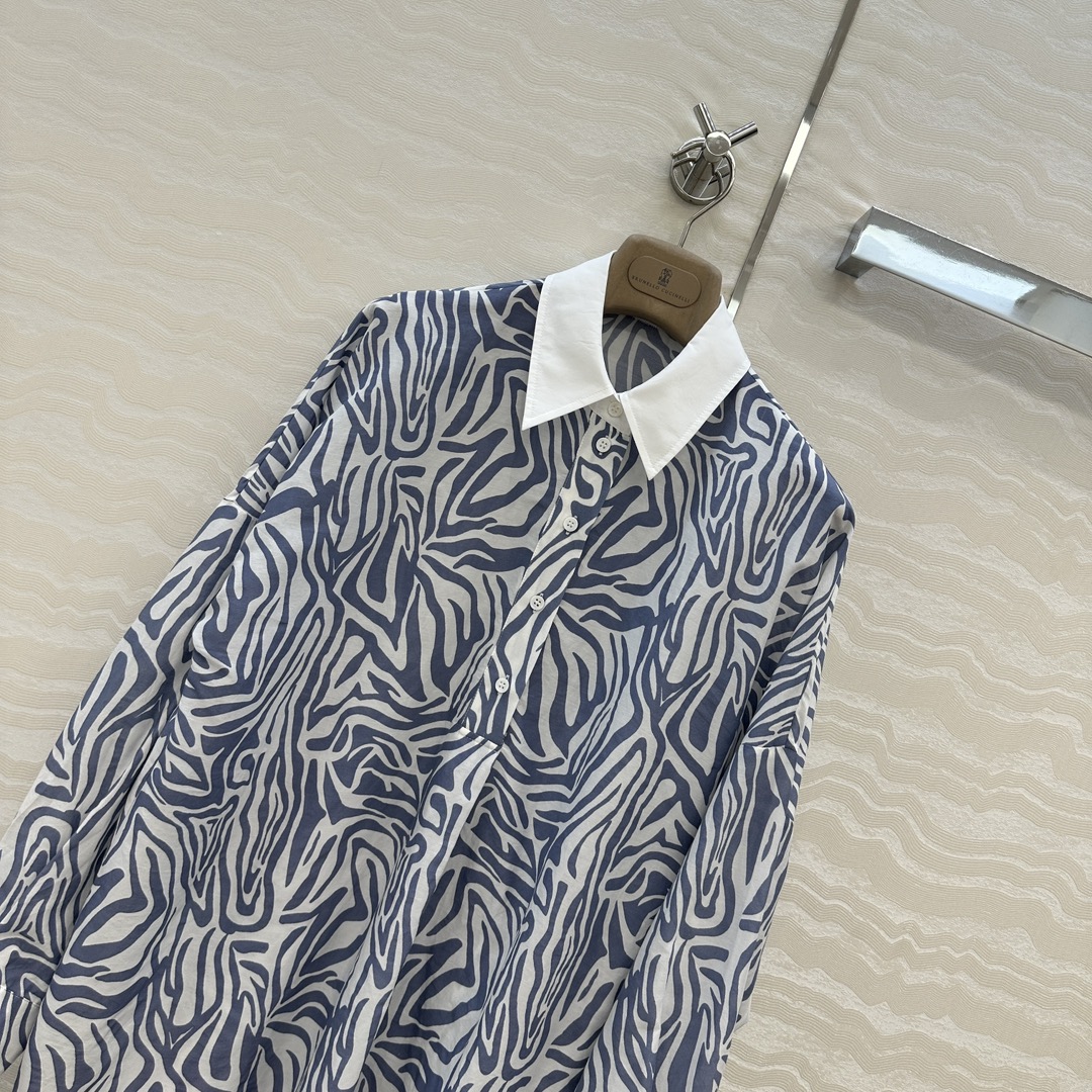 独家首发❤️原单品质，BC老钱风穿搭！白富美必入度假风长衬衫连衣裙多种穿搭。府绸棉撞色领，优雅斑马纹印花