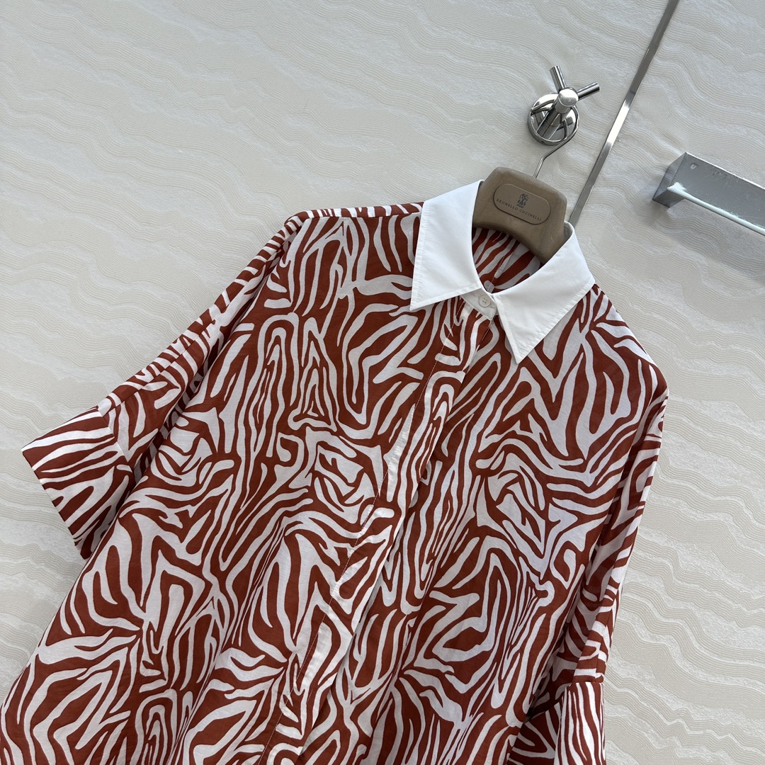 独家首发❤️原单品质，BC老钱风穿搭！白富美必入度假风大衬衫披肩连衣裙多种穿搭。府绸棉撞色领，优雅斑马纹