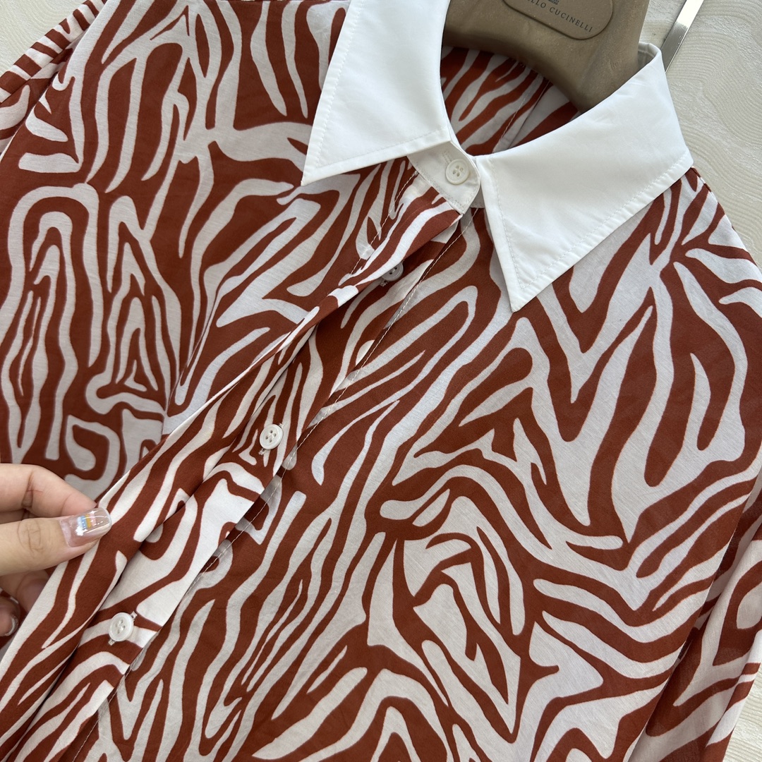 独家首发❤️原单品质，BC老钱风穿搭！白富美必入度假风大衬衫披肩连衣裙多种穿搭。府绸棉撞色领，优雅斑马纹