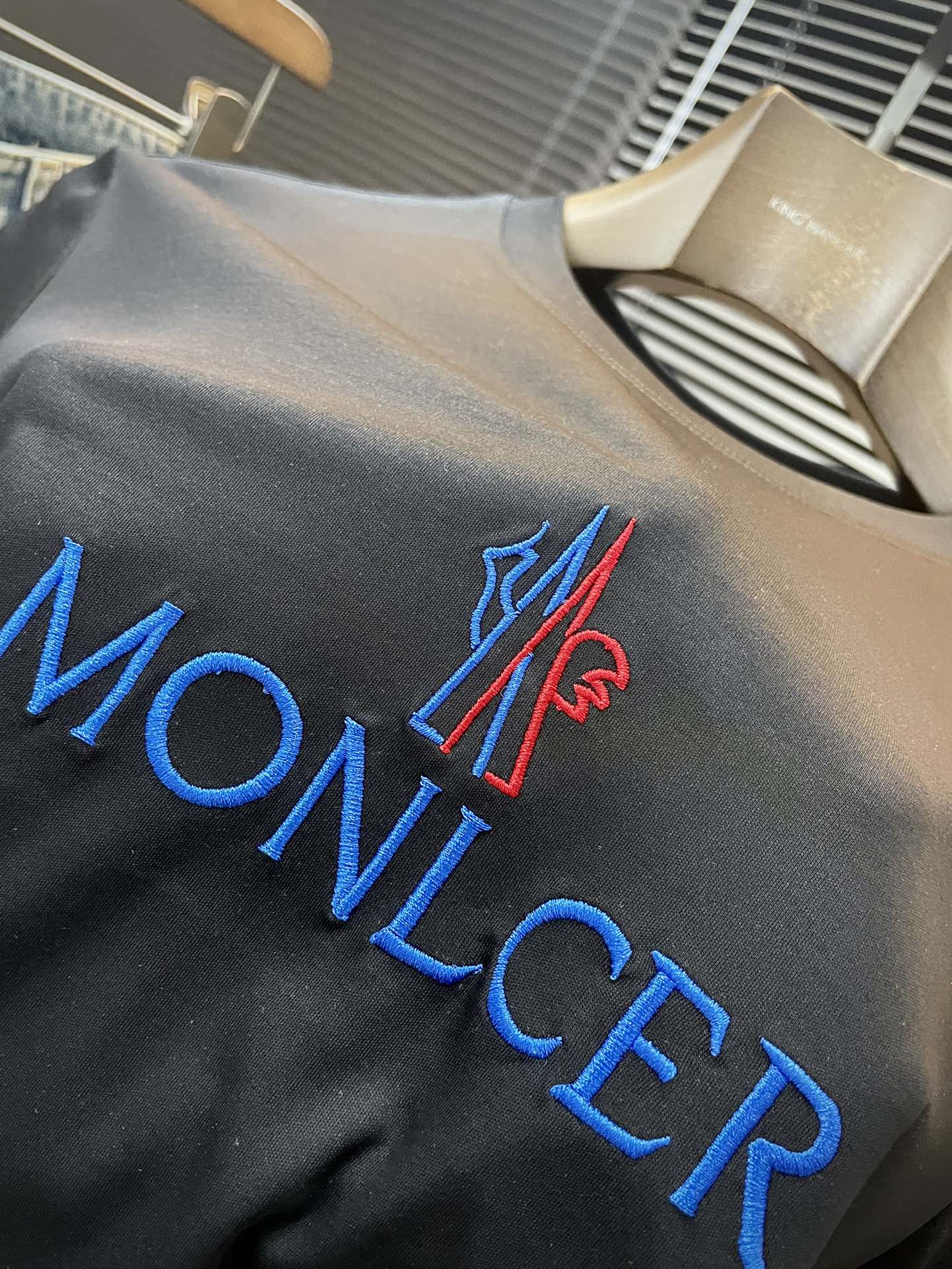  Moncher-（蒙口）系列 VIP高级定制 2025新款短袖  百搭款式 任何人都可以轻松驾驭 面料