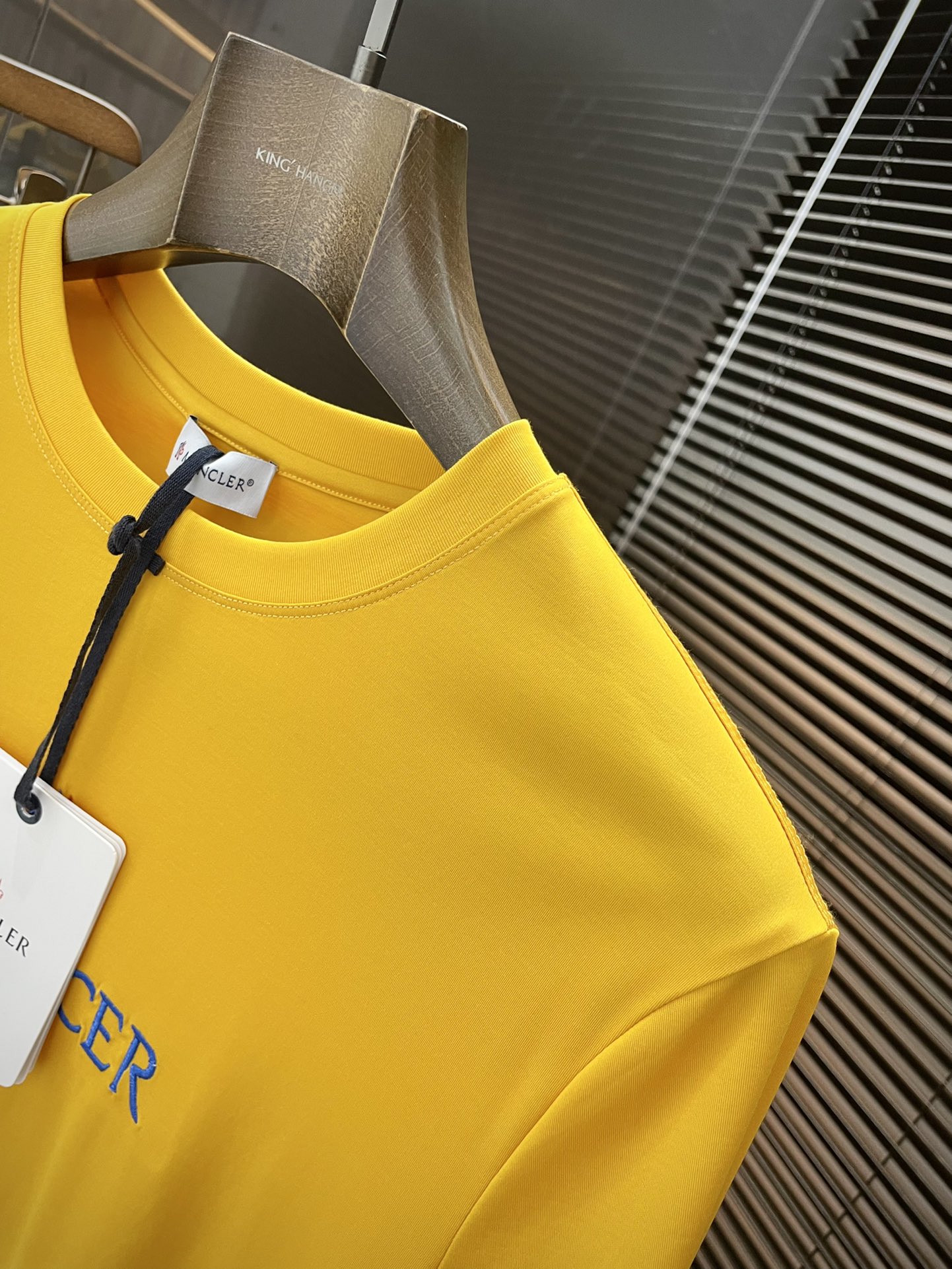  Moncher-（蒙口）系列 VIP高级定制 2025新款短袖  百搭款式 任何人都可以轻松驾驭 面料