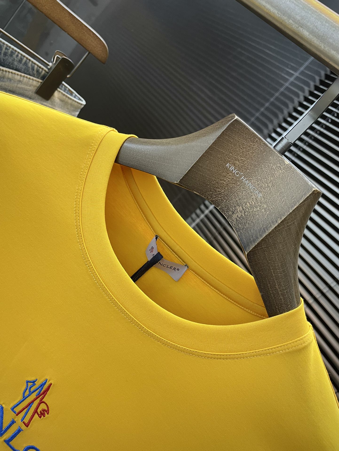  Moncher-（蒙口）系列 VIP高级定制 2025新款短袖  百搭款式 任何人都可以轻松驾驭 面料