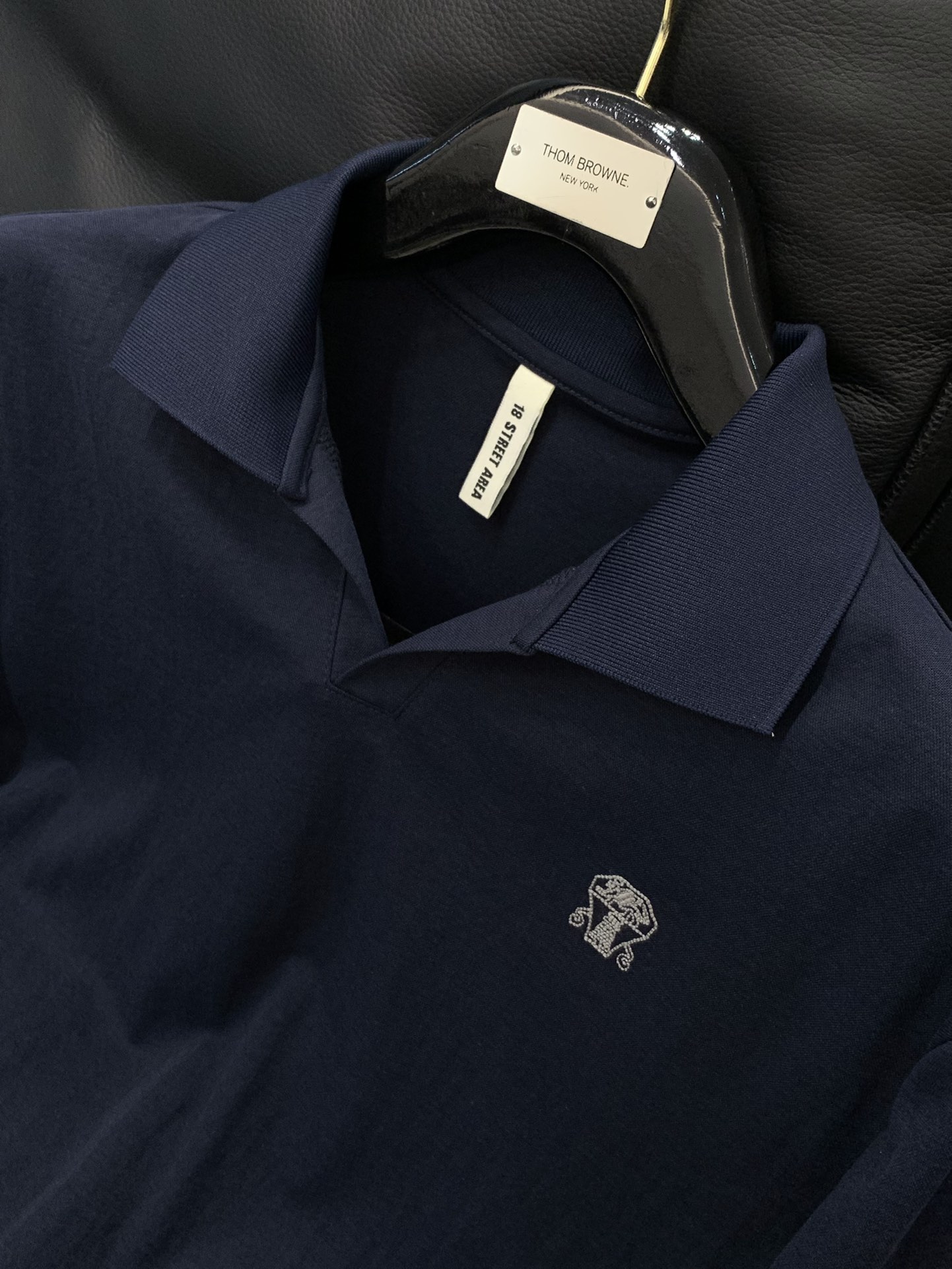 Italian Lions Fashion: Summer 2025 Collection of Unique, High-Grade Clothing with Special Sales - 图片 4