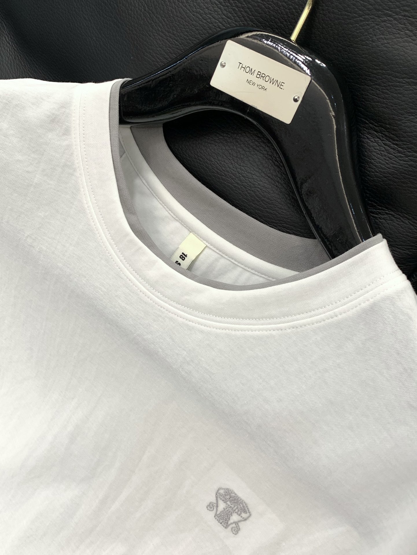 “Summer 2025 Fashion: Italian Lions Clothing Collection with Unique Designs and High Grades” - 图片 4