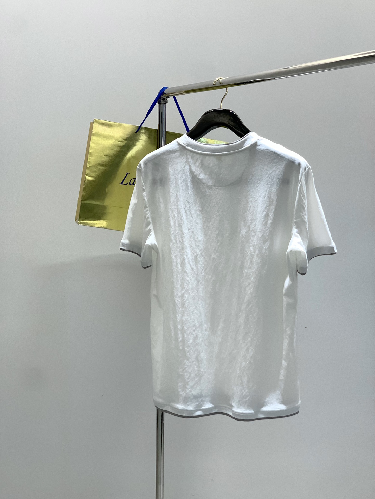 “Summer 2025 Fashion: Italian Lions Clothing Collection with Unique Designs and High Grades” - 图片 2