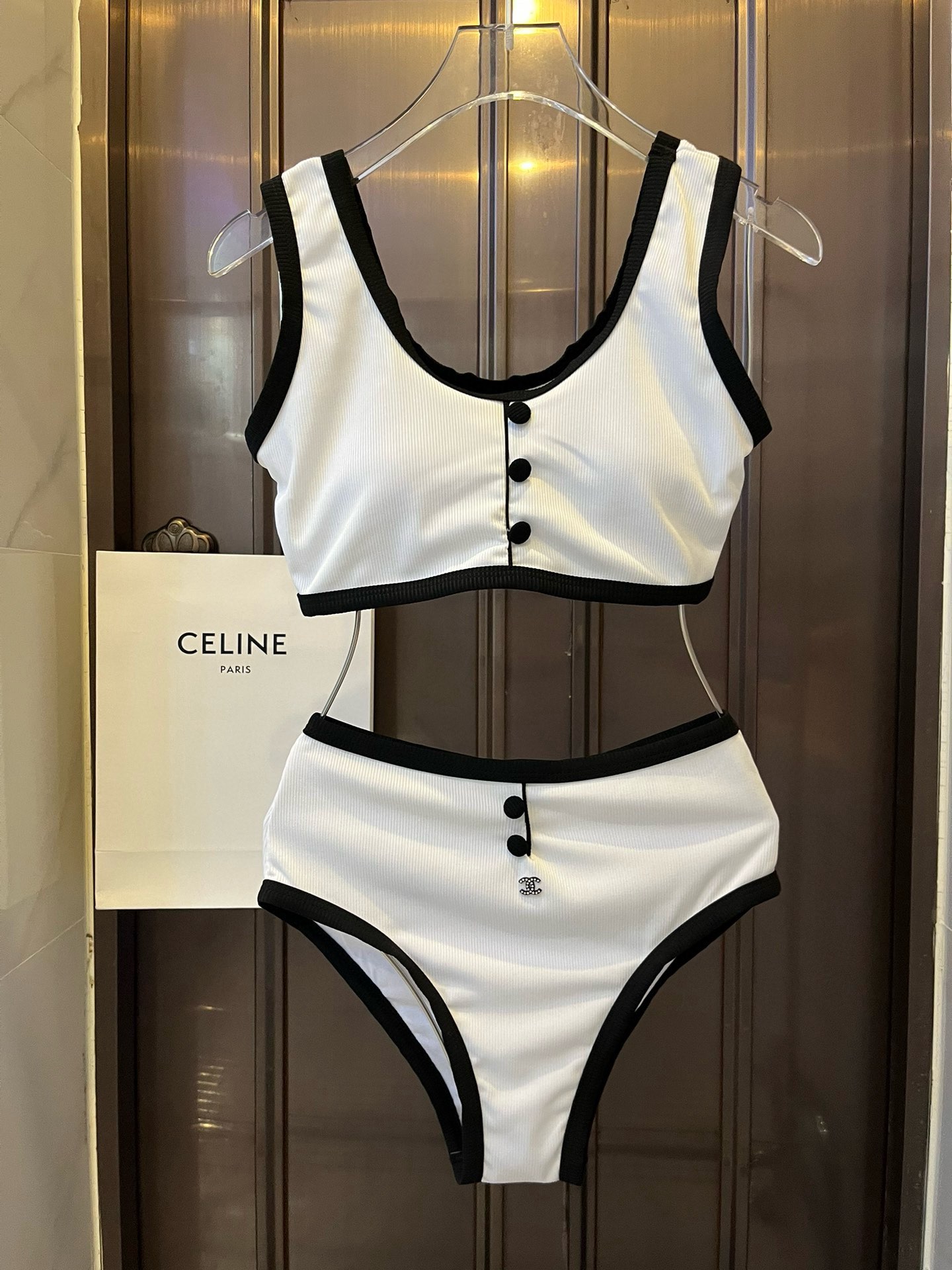  🆕

Chanel香奈儿高端弹力泳衣比基尼👙，分体泳衣，度假风，S M L XL