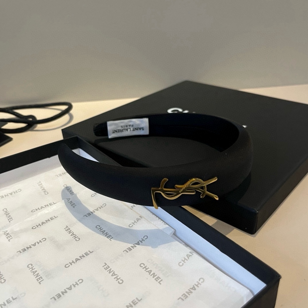 🆕

YSL圣罗兰新款发箍