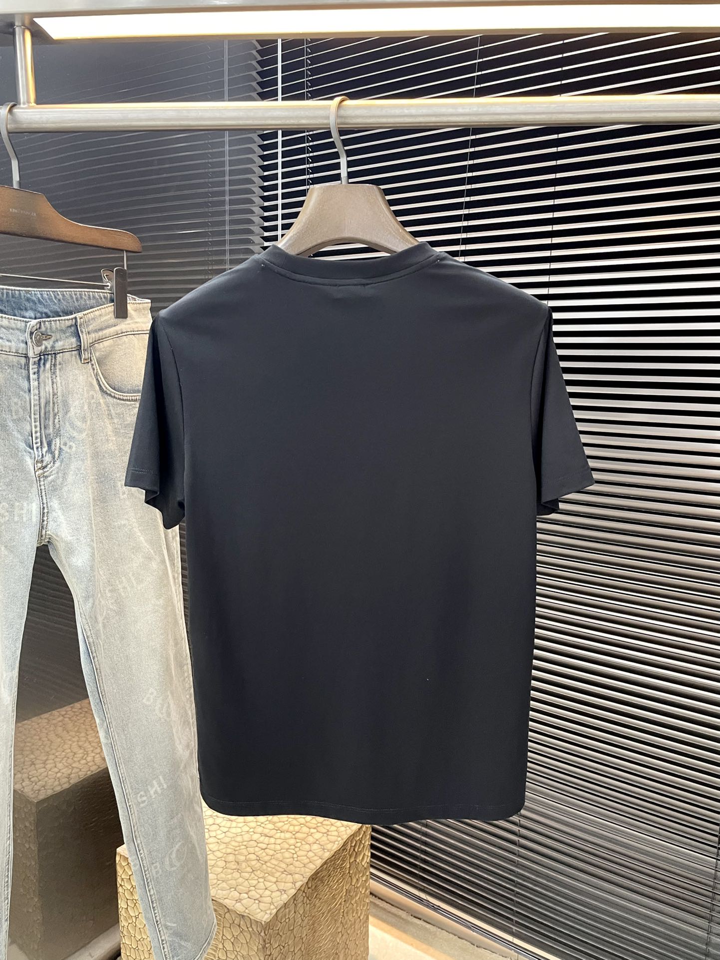  ♠️ Burberry-（巴宝莉）系列 VIP高级定制 2025新款短袖  百搭款式 任何人都可以轻松