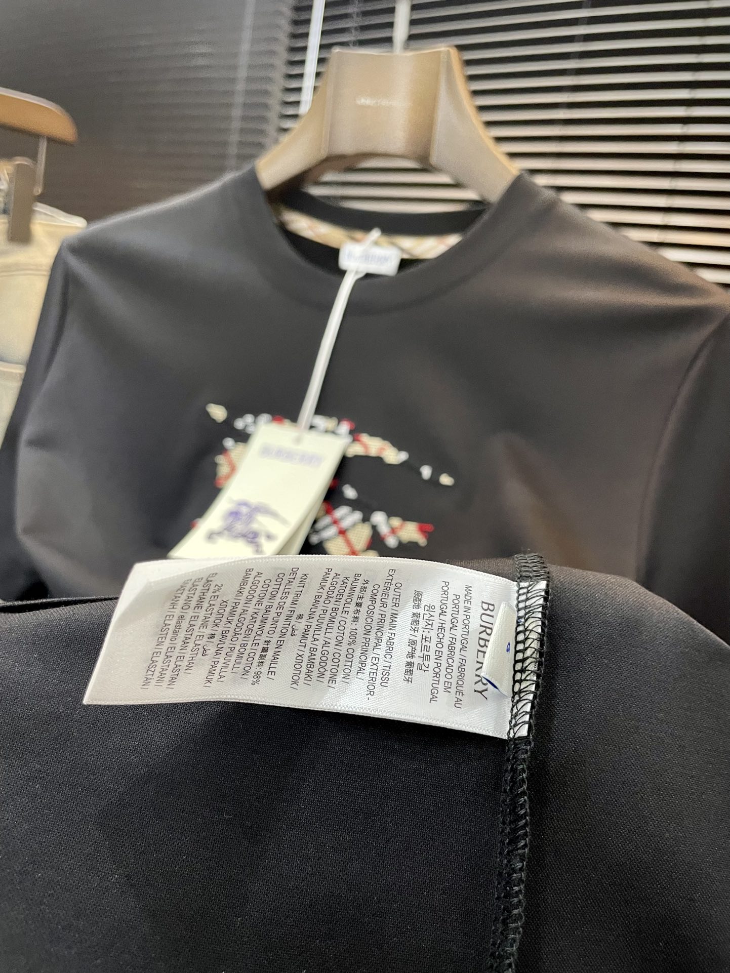  ♠️ Burberry-（巴宝莉）系列 VIP高级定制 2025新款短袖  百搭款式 任何人都可以轻松