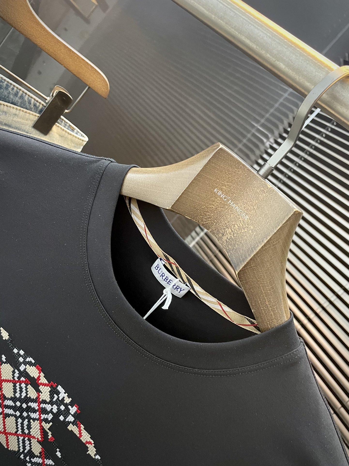  ♠️ Burberry-（巴宝莉）系列 VIP高级定制 2025新款短袖  百搭款式 任何人都可以轻松