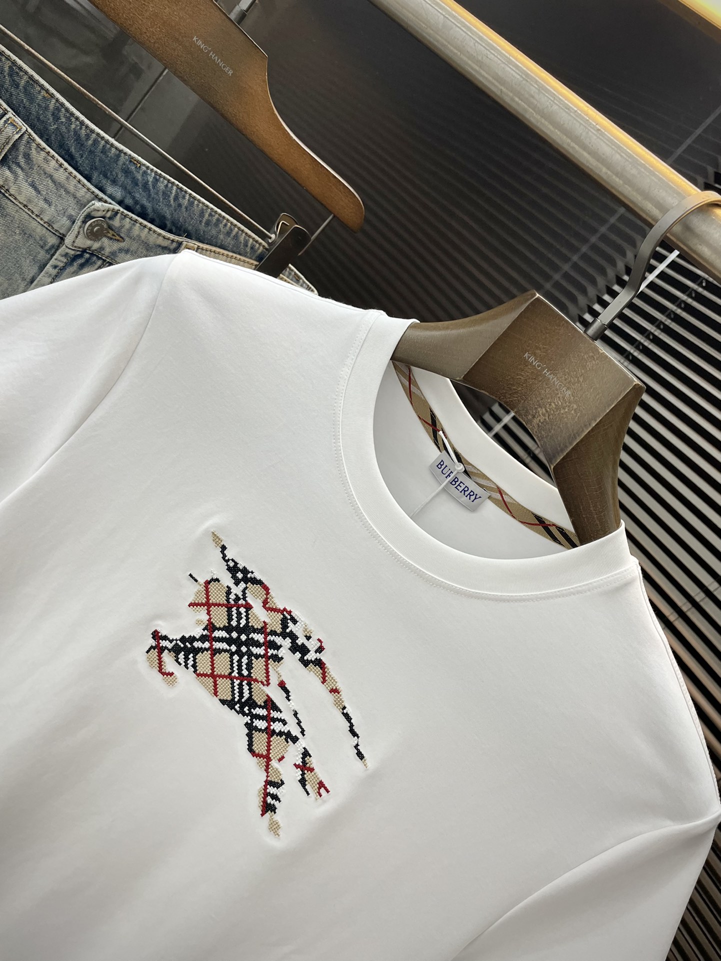  ♠️ Burberry-（巴宝莉）系列 VIP高级定制 2025新款短袖  百搭款式 任何人都可以轻松