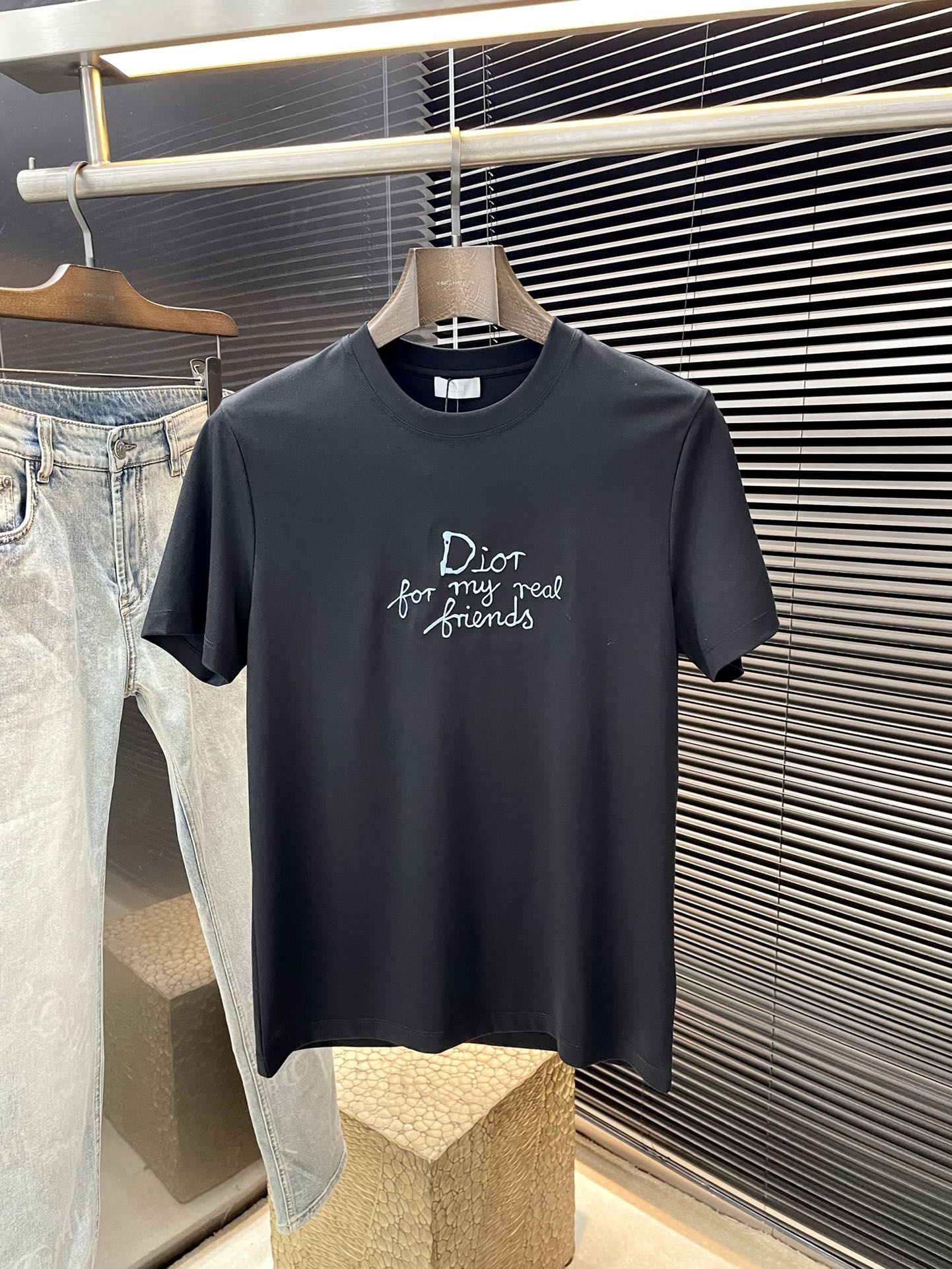  ♠️ Dior-（迪奥）系列 VIP高级定制 2025新款短袖  百搭款式 任何人都可以轻松驾驭 面料