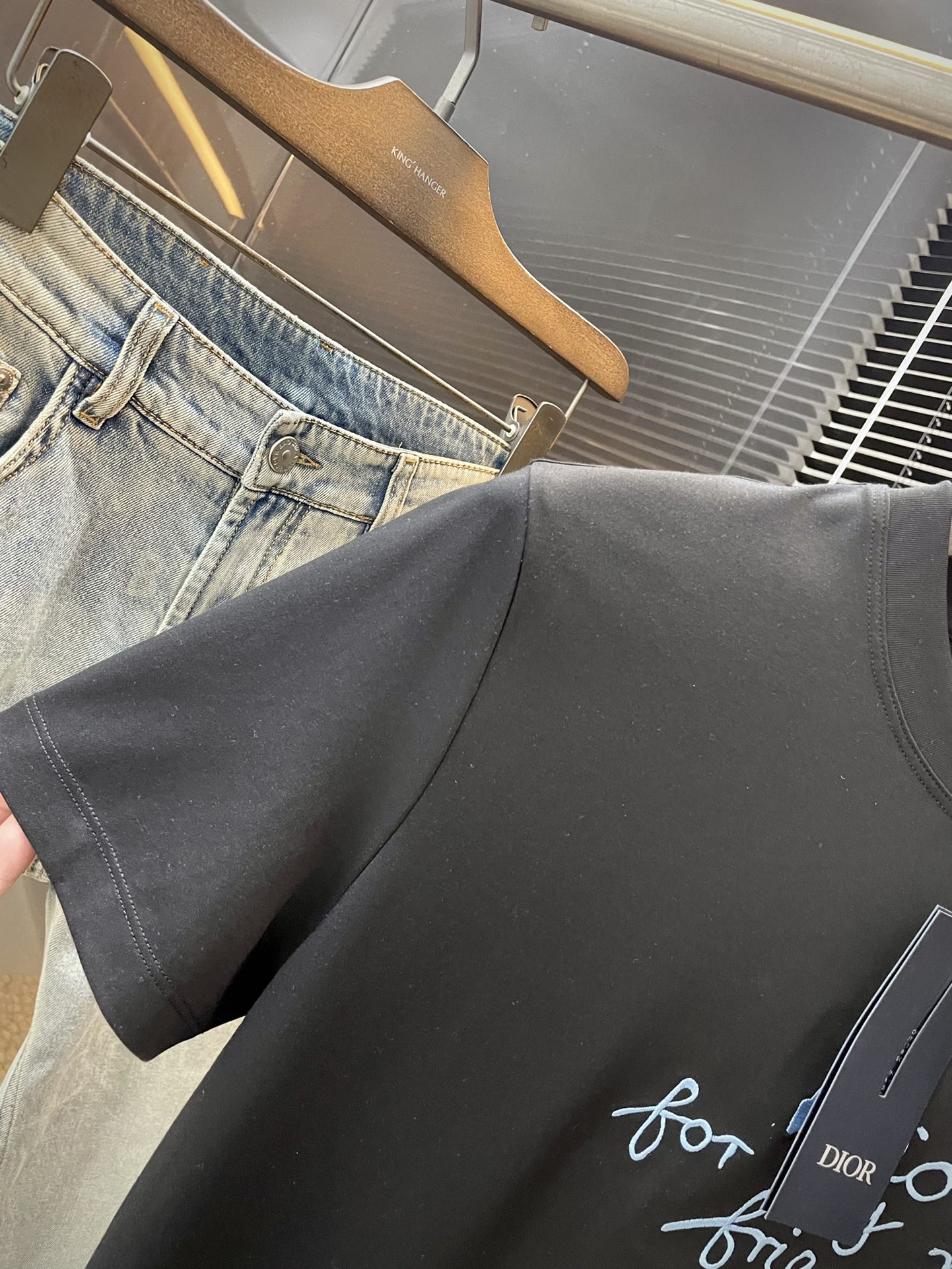  ♠️ Dior-（迪奥）系列 VIP高级定制 2025新款短袖  百搭款式 任何人都可以轻松驾驭 面料