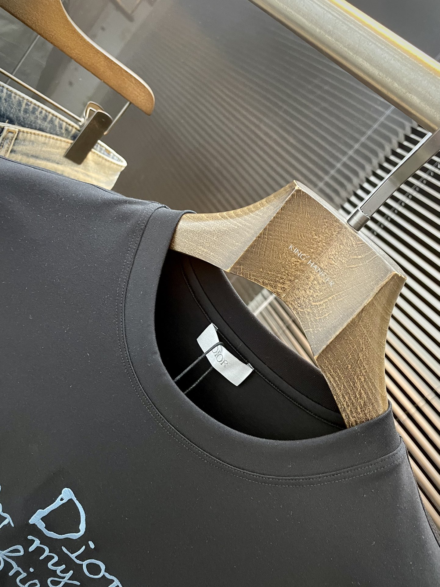  ♠️ Dior-（迪奥）系列 VIP高级定制 2025新款短袖  百搭款式 任何人都可以轻松驾驭 面料