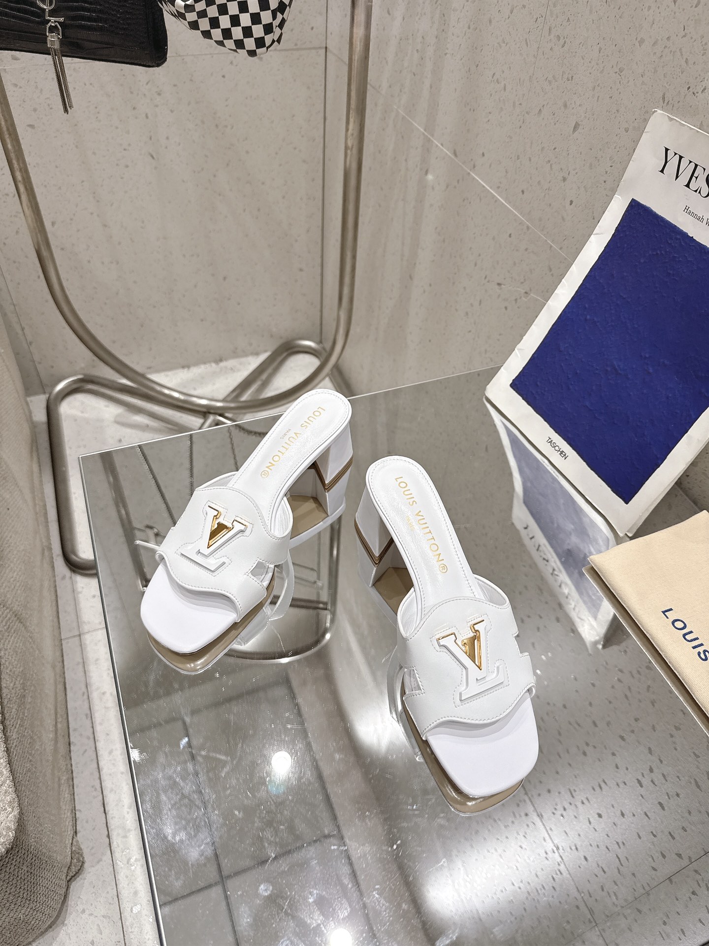 Louis Vuitton Capri Leather Sandal Featuring Signature LV Embellishment 3 i1752736304 6168 1