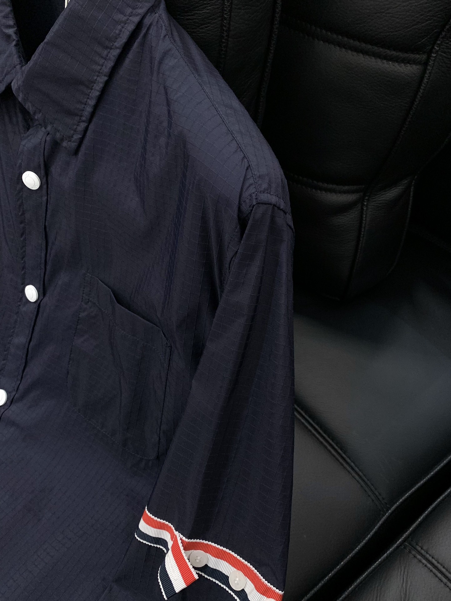 “Summer 2025 Fashion Update: Thom Browne P800 Sunproof Jackets with Original Design and High-Grade Materials” - 图片 5