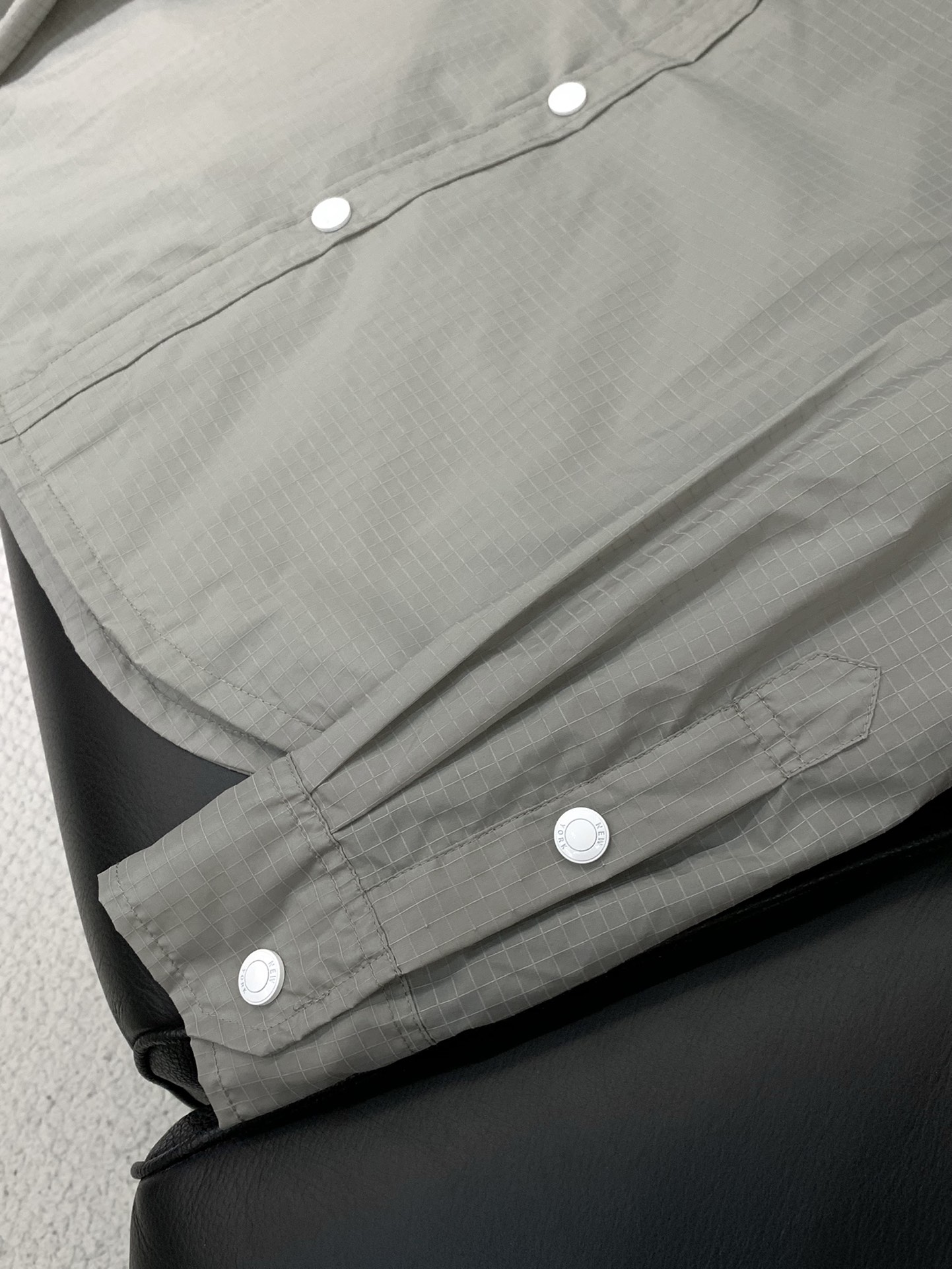Summer 2025 Update: Thom Browne P800 Sunproof Jackets with Premium Features - 图片 7