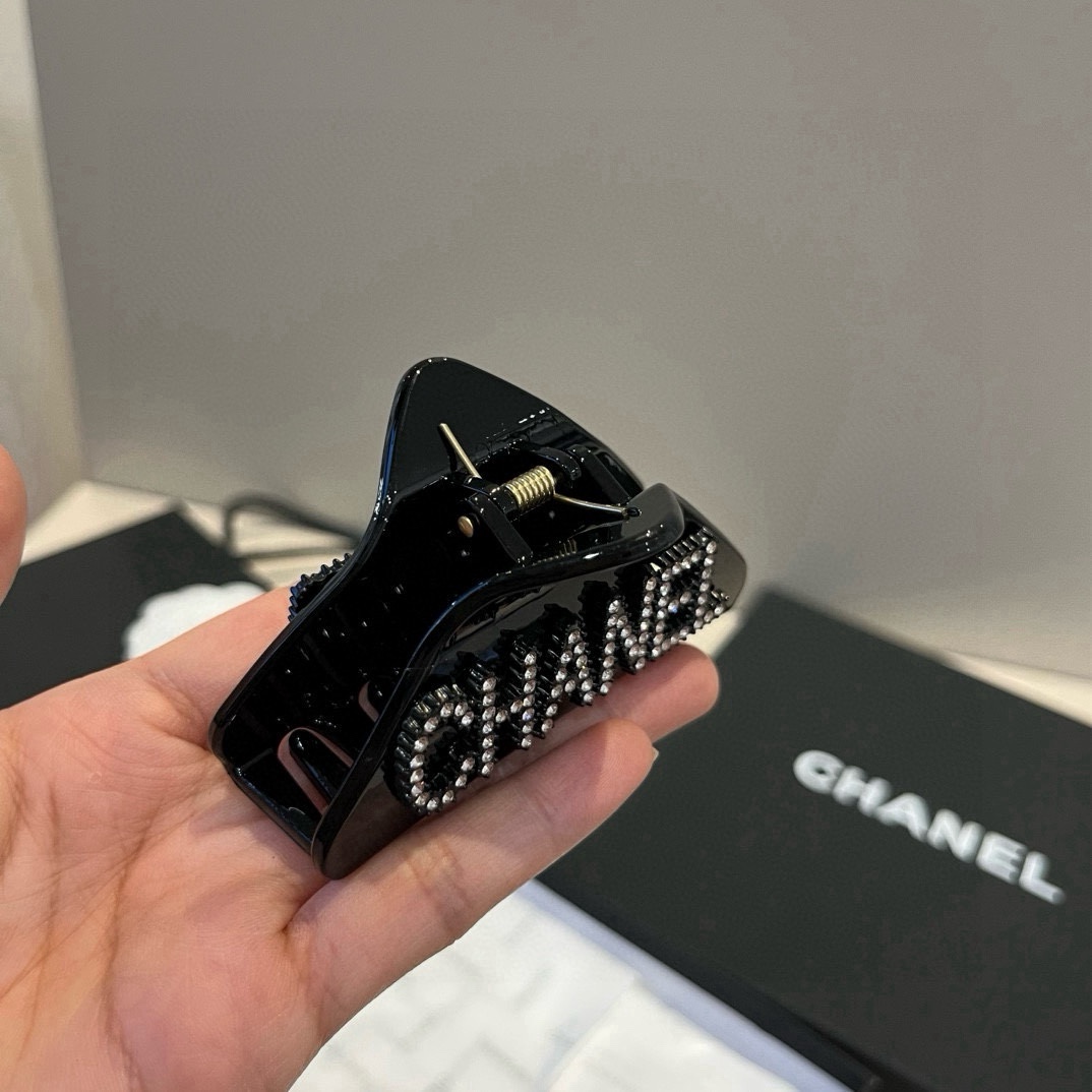 🆕

Chanel香奈儿新款发箍