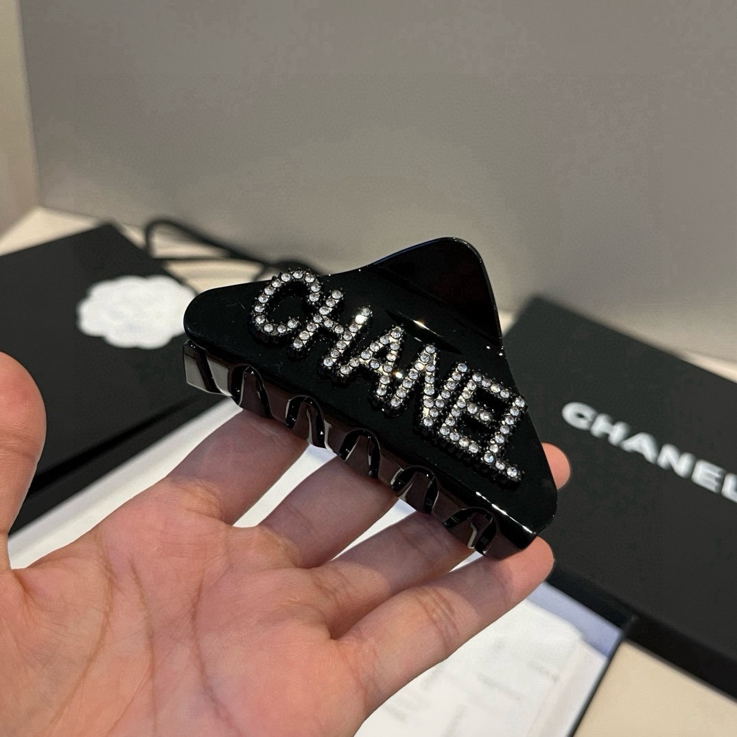 🆕

Chanel香奈儿新款发箍