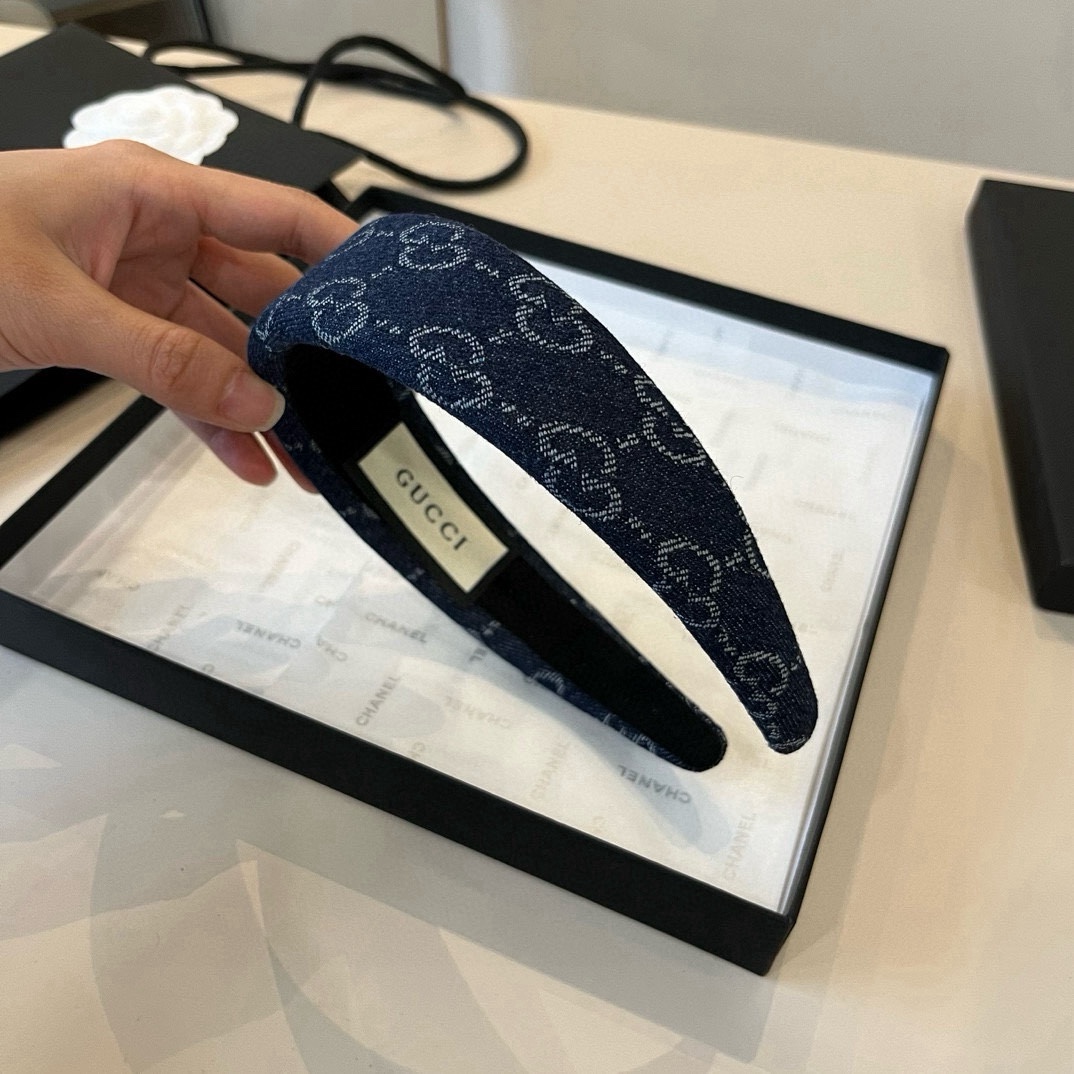 🆕

 Gucci古奇发箍3cm