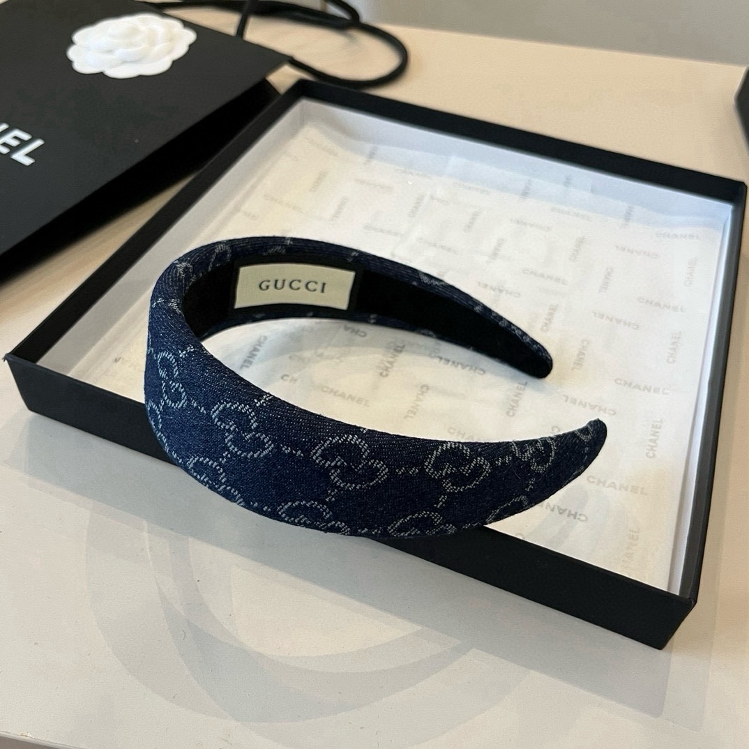 🆕

 Gucci古奇发箍3cm